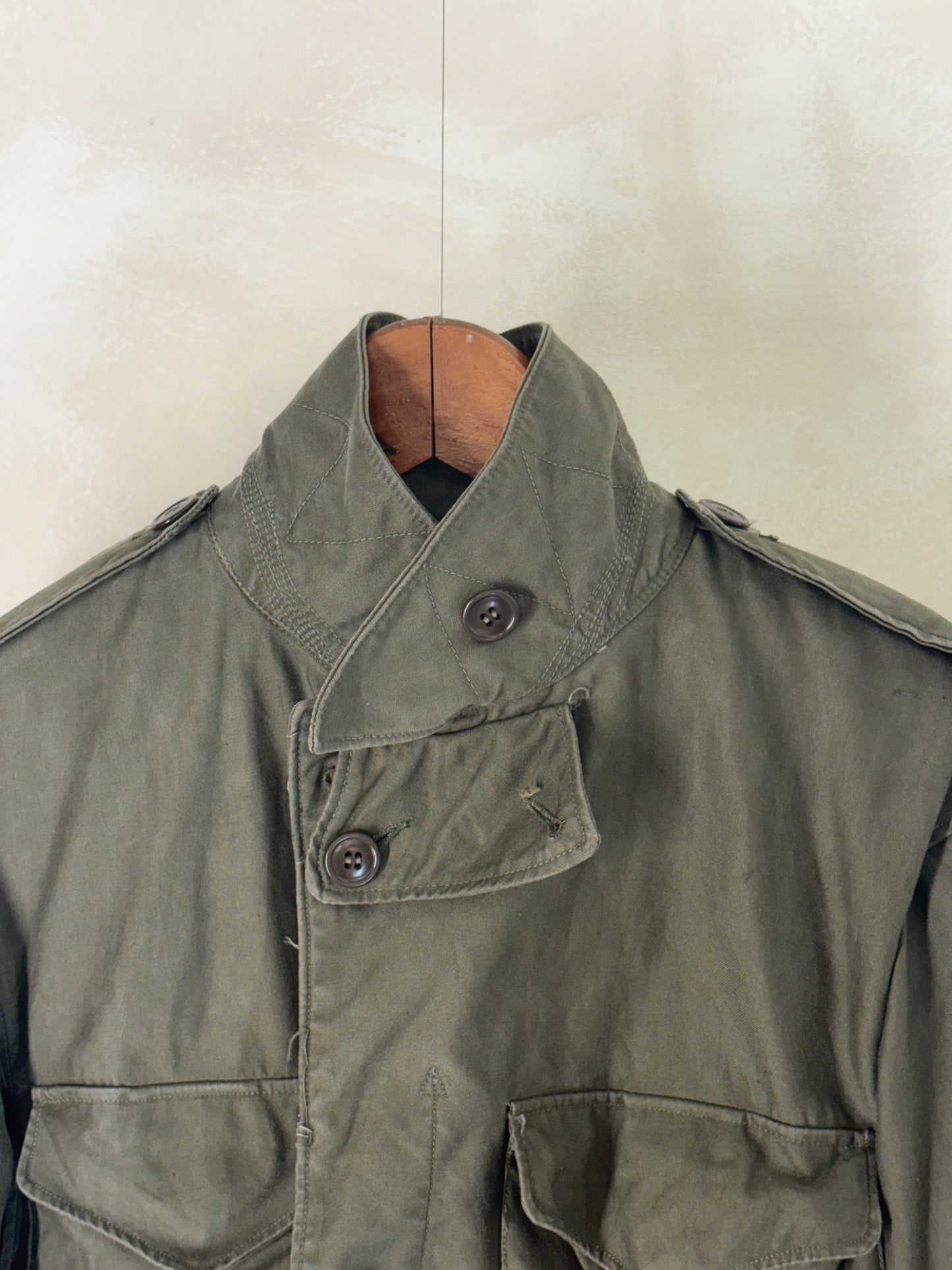 Size 40Reg US / 50EU . Authentic US Army M-43 1943 Jacket - USA Vintage Bcn