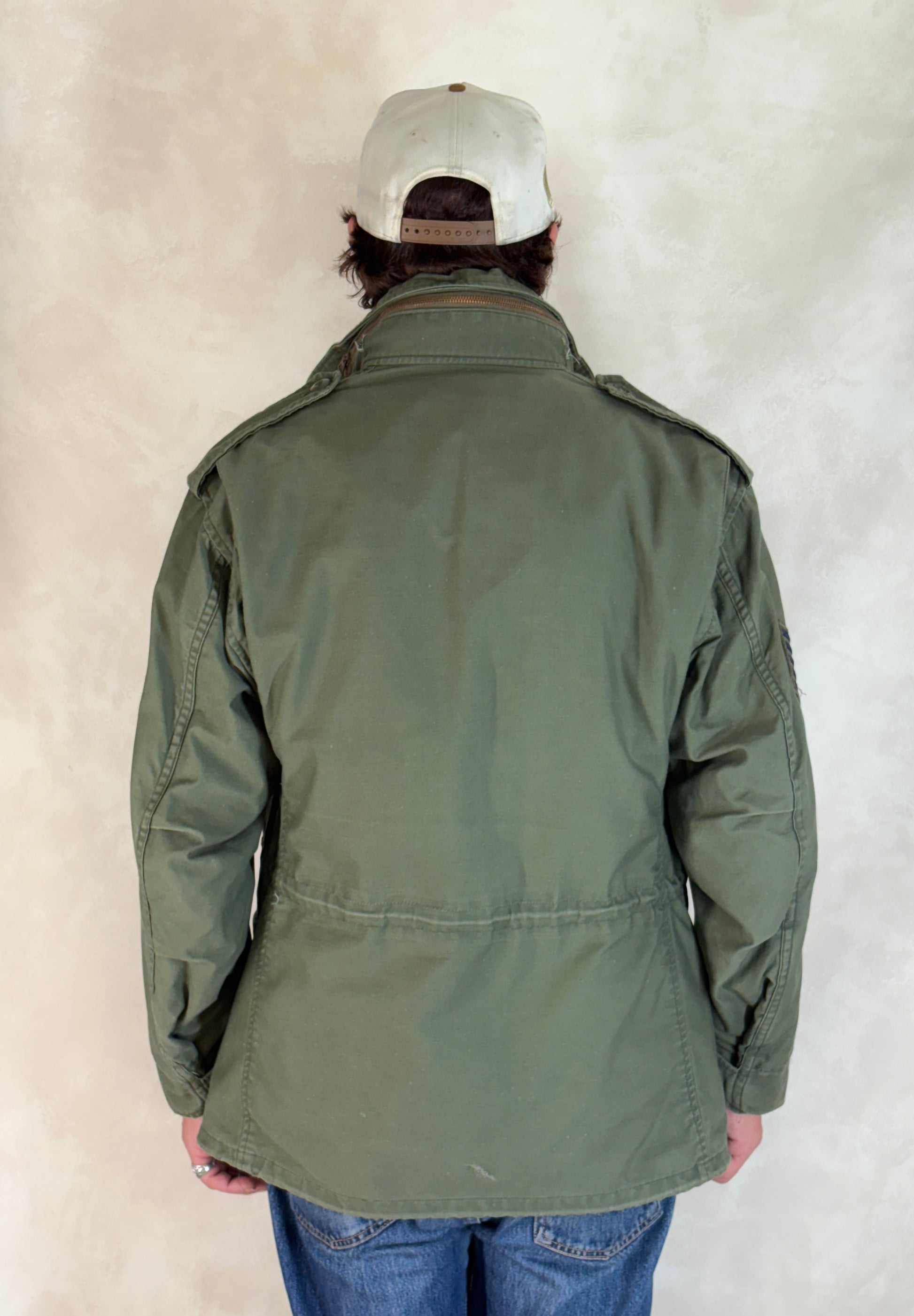 Med Short. Authentic 1978 US Air Force M-65 field jacket Made by John Ownbey - USA Vintage Bcn