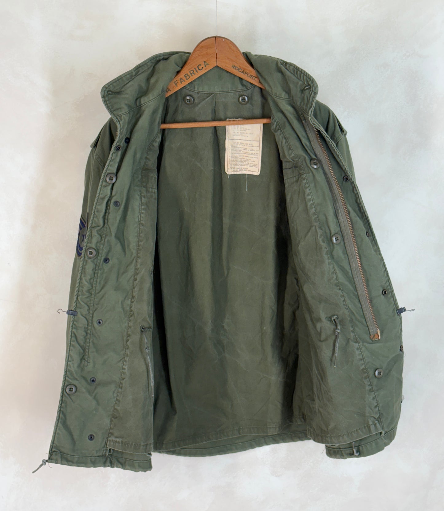 Med Short. Authentic 1978 US Air Force M-65 field jacket Made by John Ownbey - USA Vintage Bcn