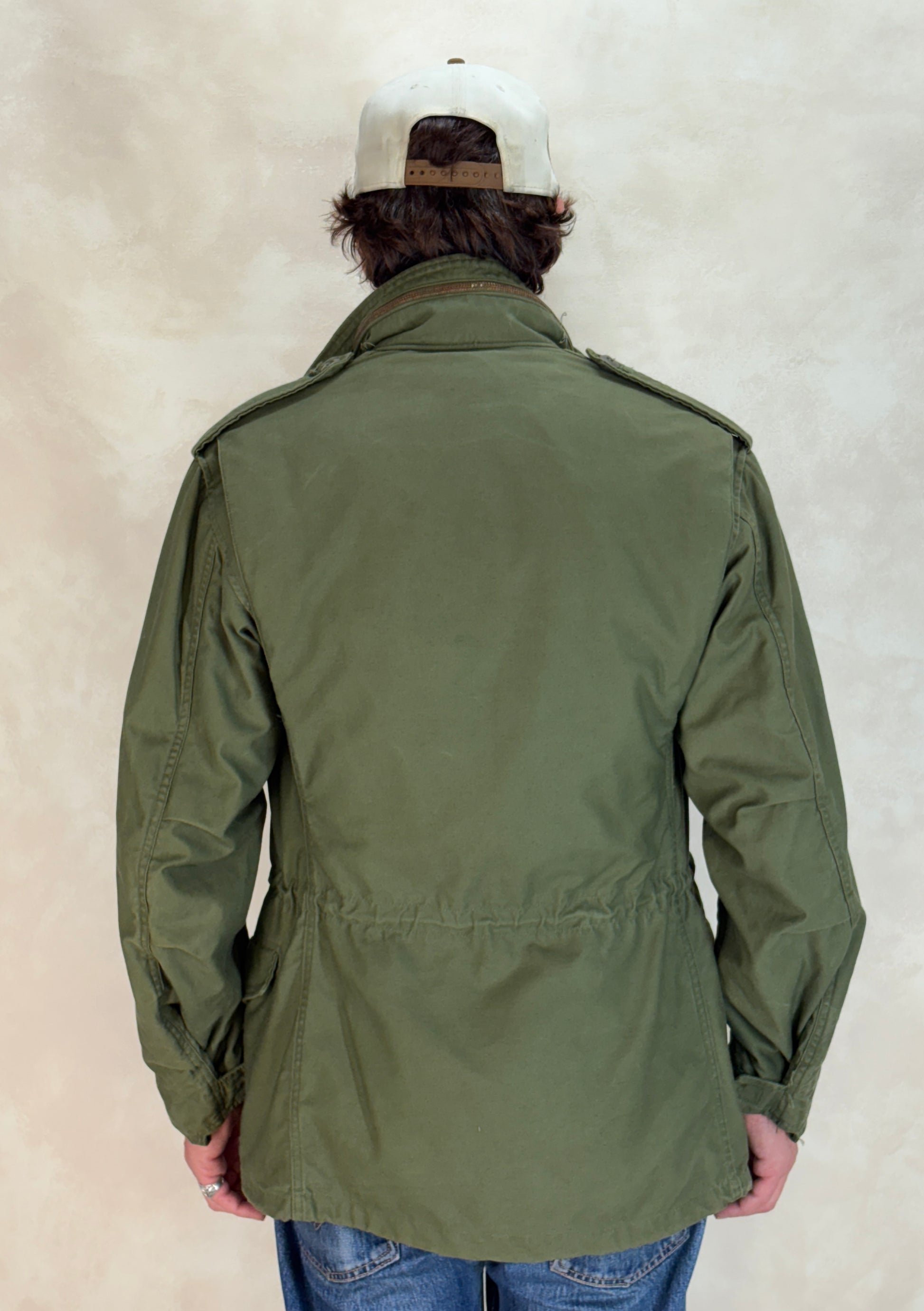Small Reg. Alpha industries Authentic 1976 US M-65 field jacket .Military - USA Vintage Bcn
