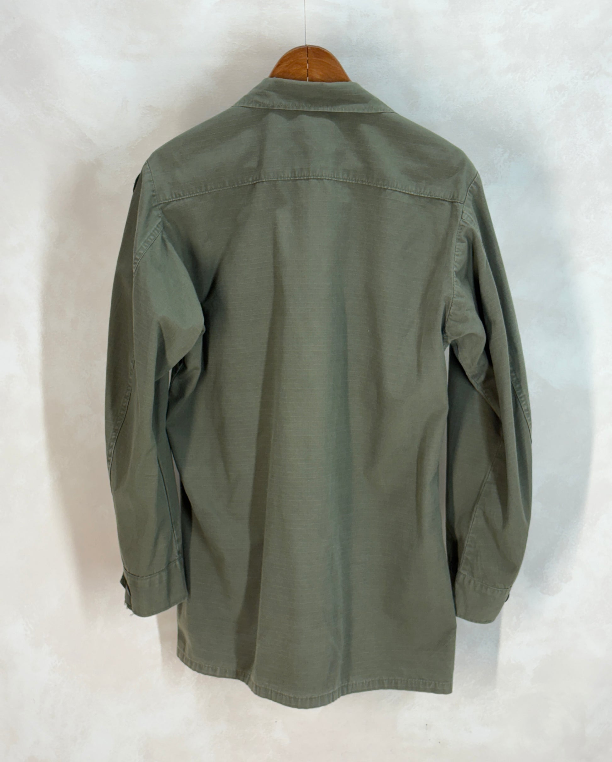 Med Long. Authentic 1969 US Army vintage Vietnam jungle jacket. - USA Vintage Bcn