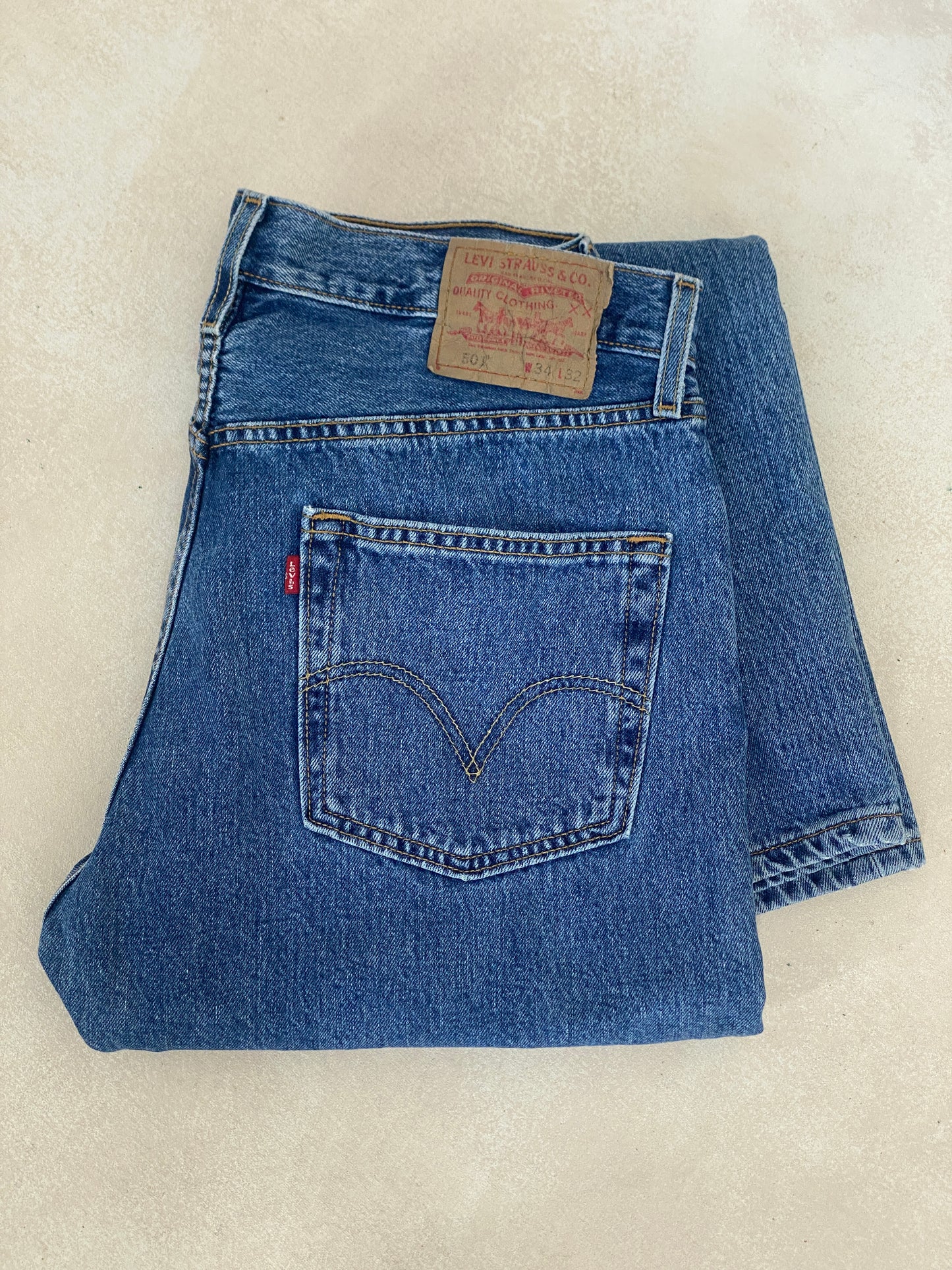 34X32 Levi's 501 Vintage Denim Jeans - USA Vintage Bcn levis 501 vintage denim jeans size 34x32 straight leg classic