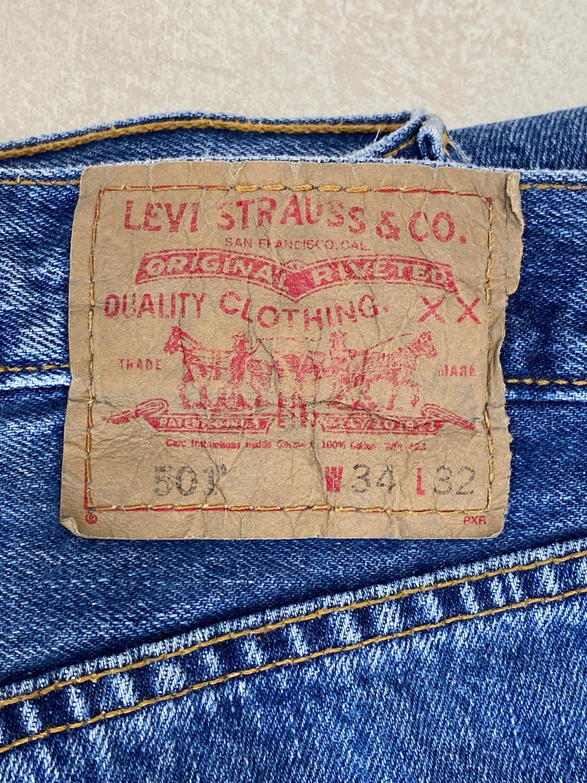 34X32 Levi's 501 Vintage Denim Jeans - USA Vintage Bcn levis 501 vintage denim jeans size 34x32 straight leg classic