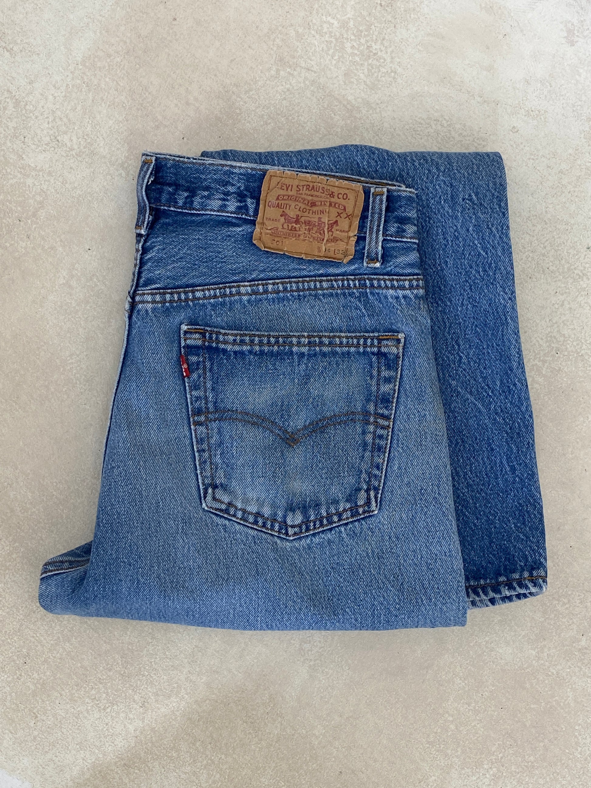 34X32 Levi's 501 Vintage Denim Jeans Made in USA - USA Vintage Bcn