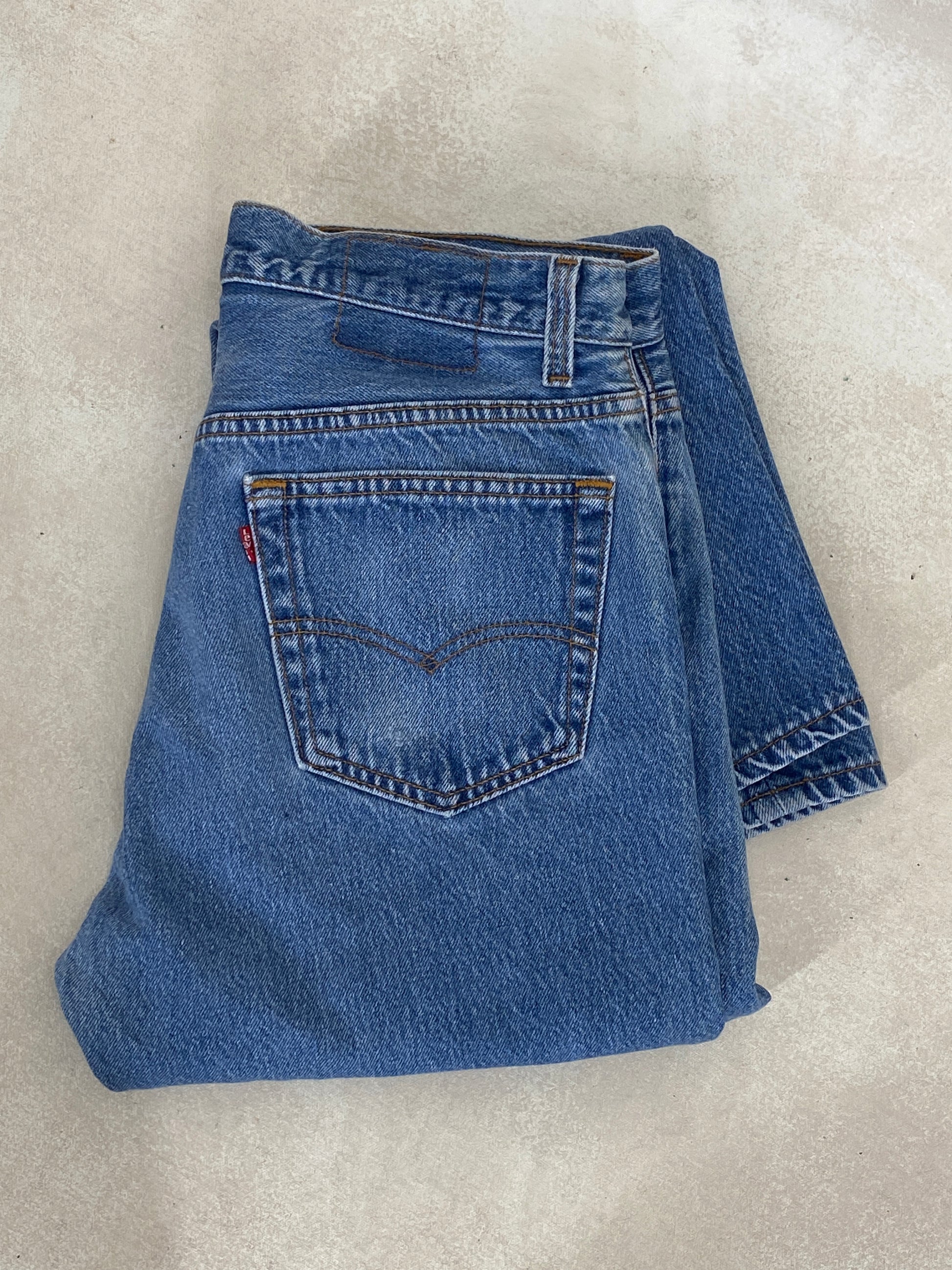 34X31 Levi's 501 Vintage Denim Jeans Made in USA - USA Vintage Bcn levis 501 vintage denim jeans made in usa size 34x31