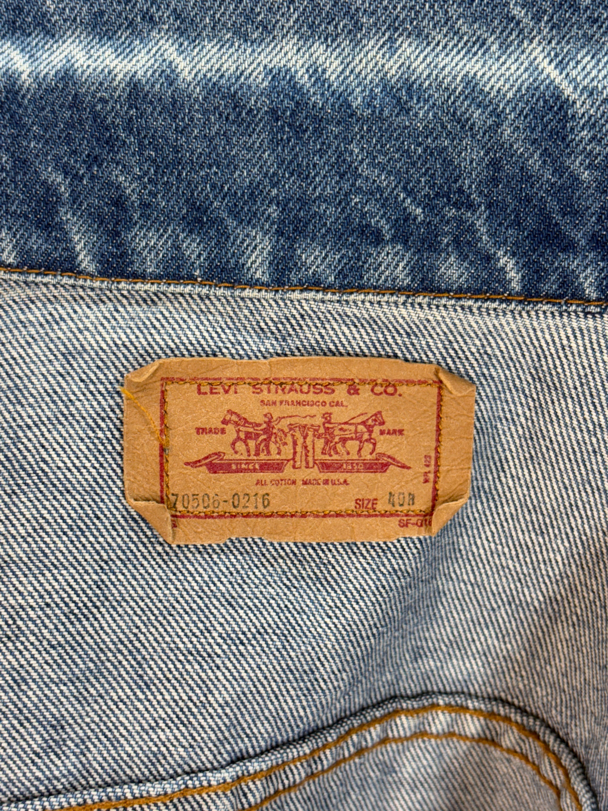 Size 42US / 52EU. Vintage 80s 70506 Levis 4 pockets jacket Made in USA - USA Vintage Bcn