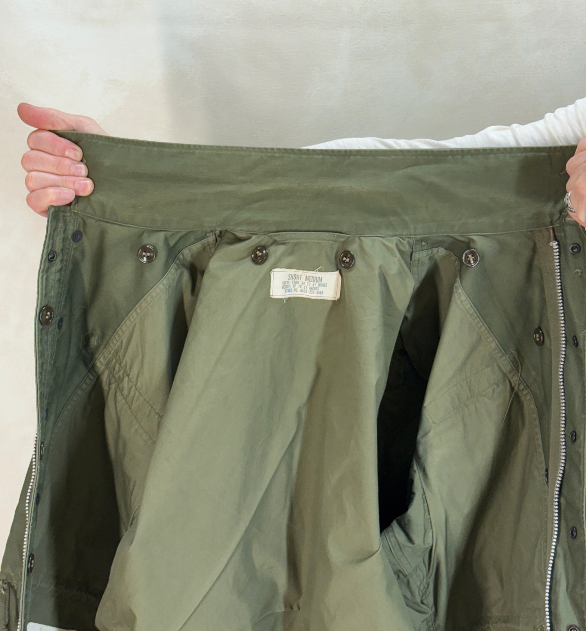 Med Short. Authentic 1950s US Army M-51 Field Jacket – OG-107 – Military Issue - USA Vintage Bcn