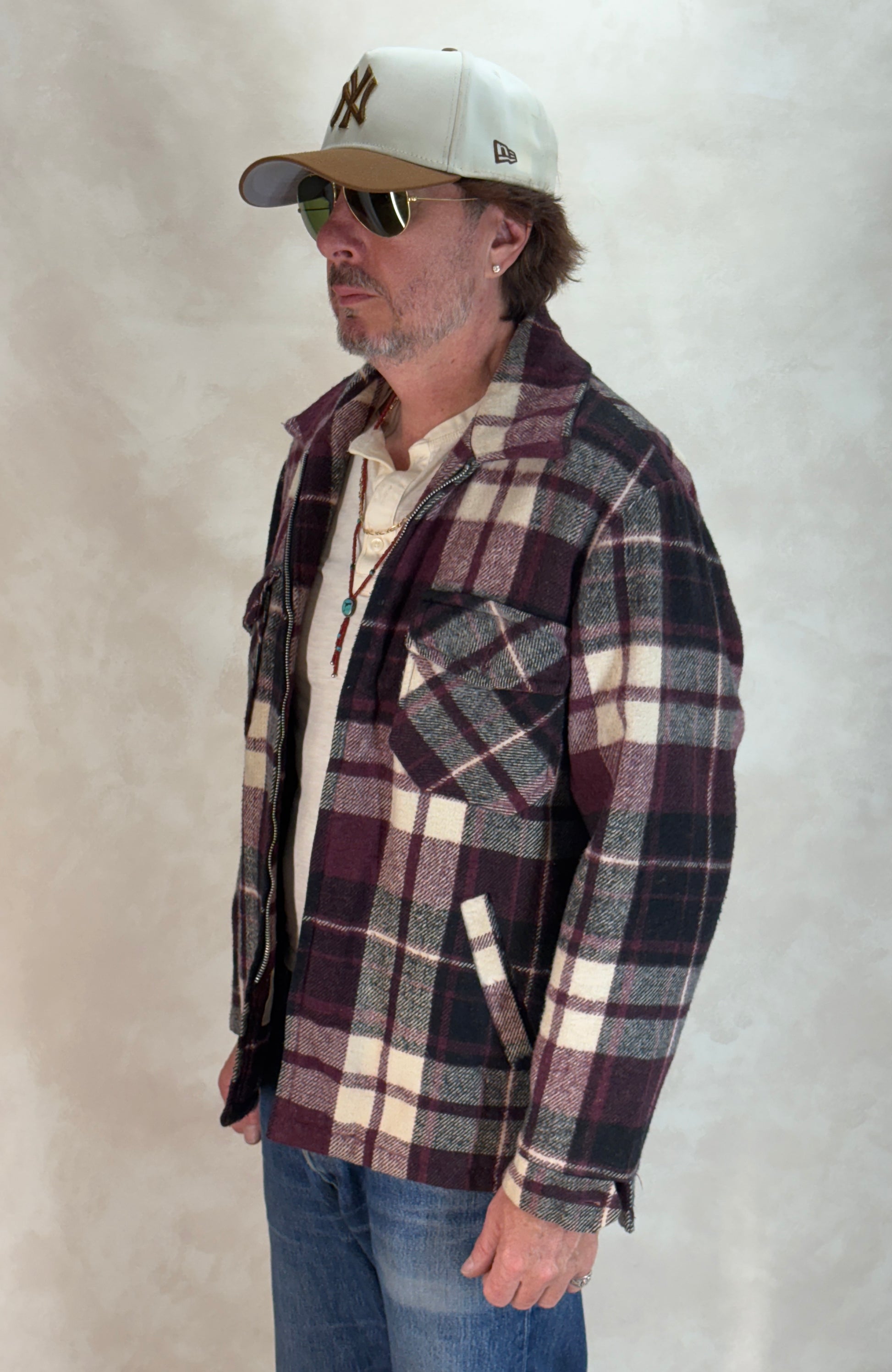 Size Large. 4 pockets 70s Plaid coat Made in USA ( broken zipper) - USA Vintage Bcn