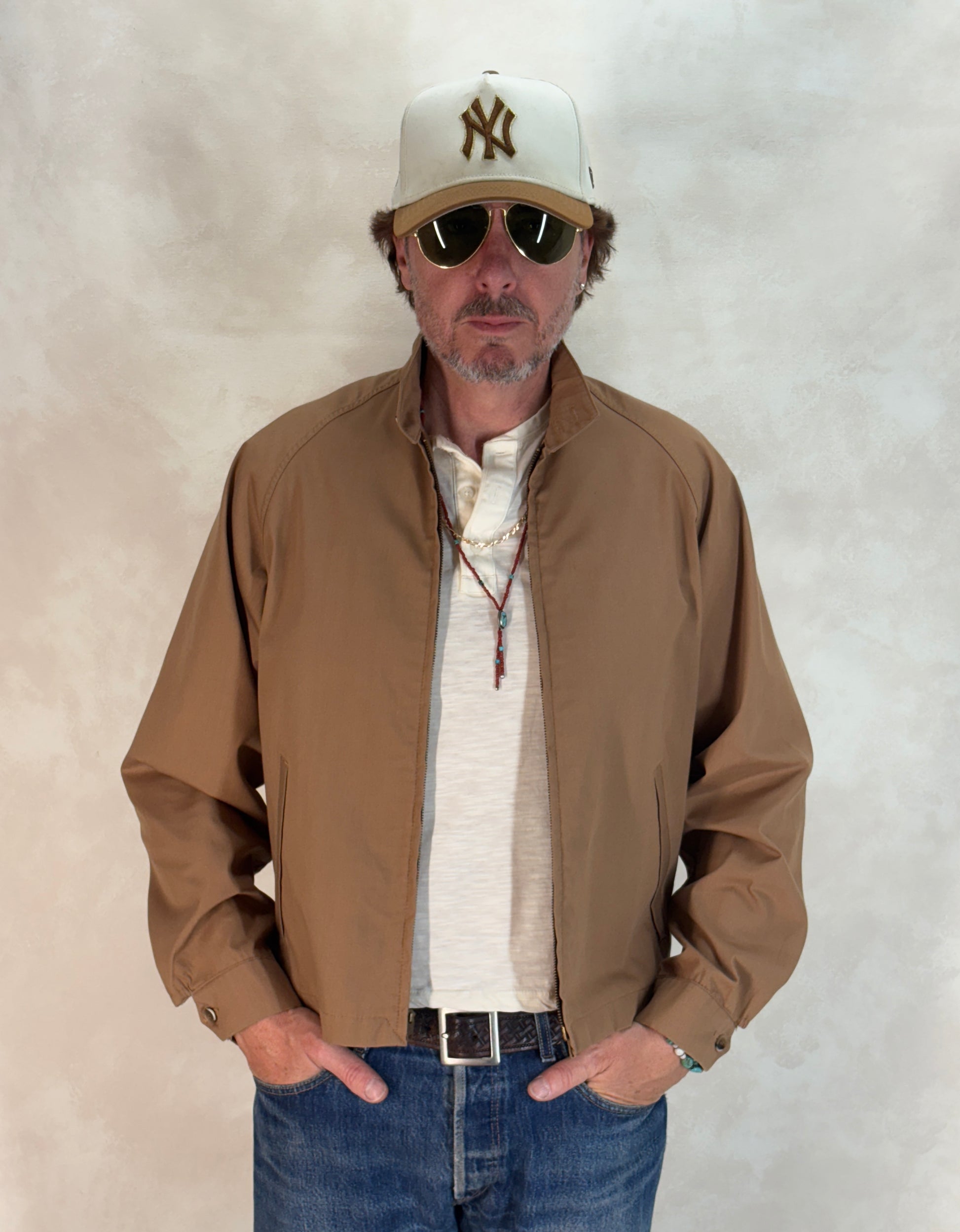 Size 42US / 52EU , 70s Light jacket made by English Squire . - USA Vintage Bcn