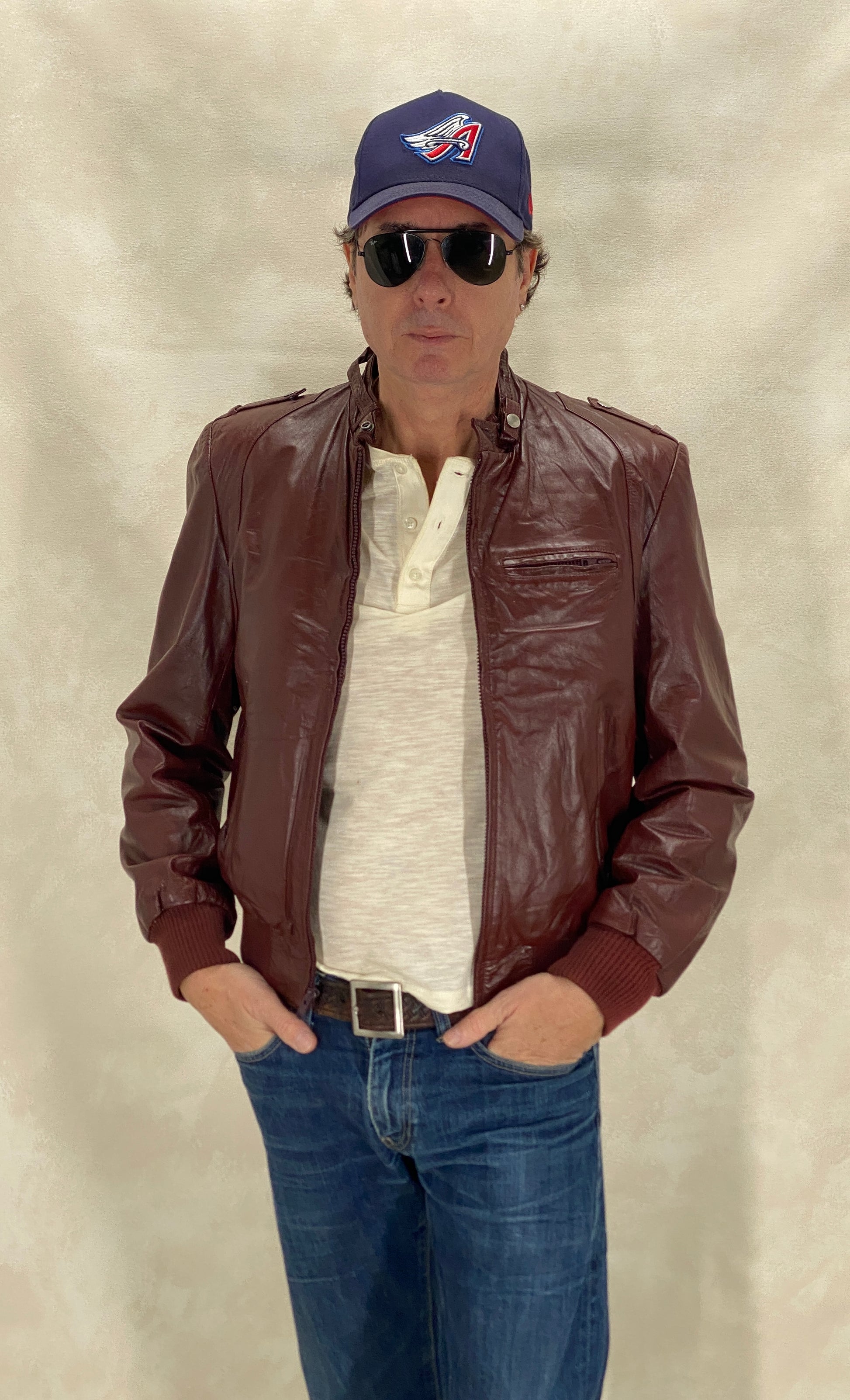 Vintage Wilson leather jacket in classic 1980s style made from genuine leather, size 42US 52EU