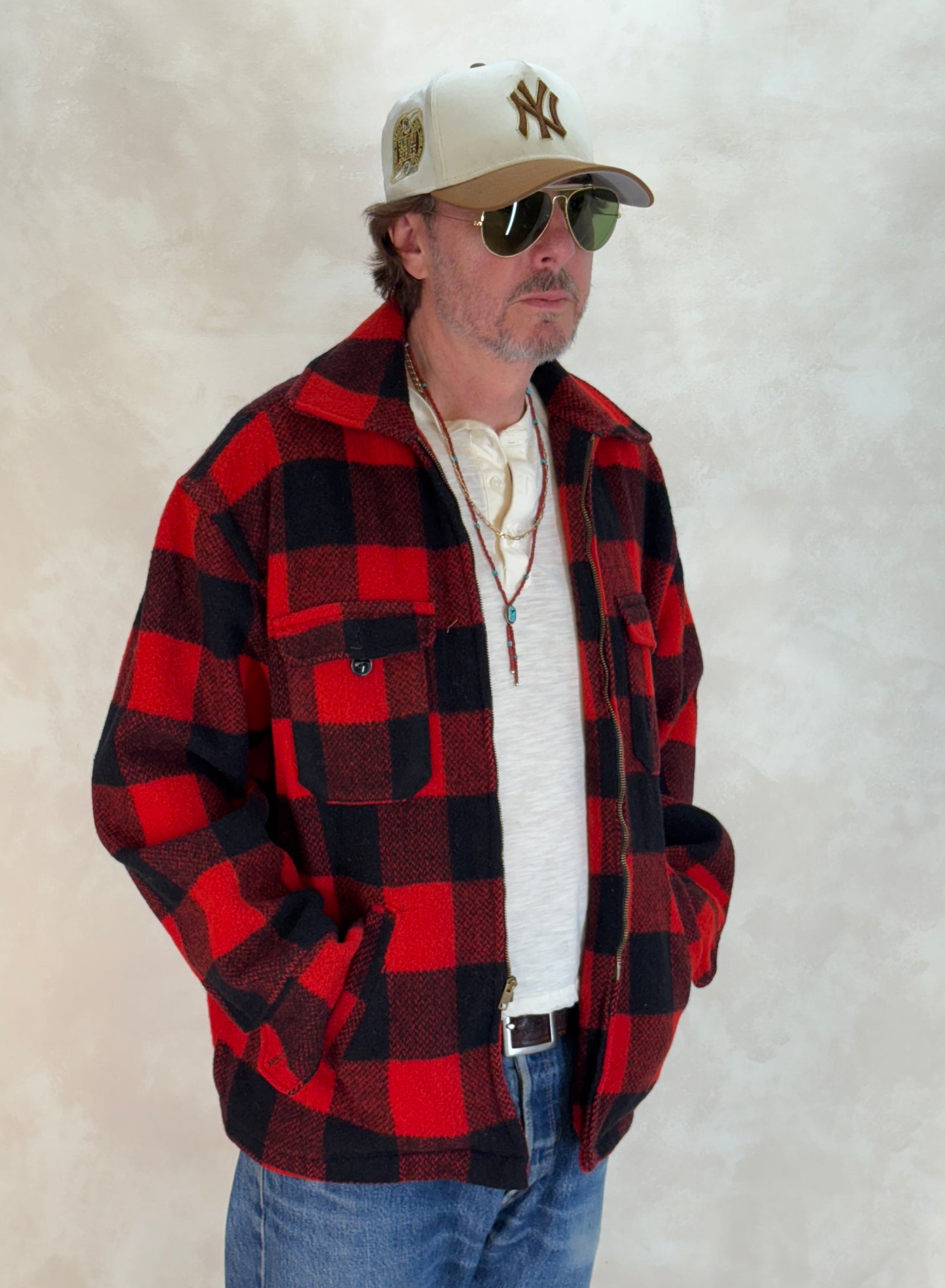Size Large. Vintage 50s Utica N.Y. Wool Jacket – Red & Black – Zipper. Made in USA - USA Vintage Bcn