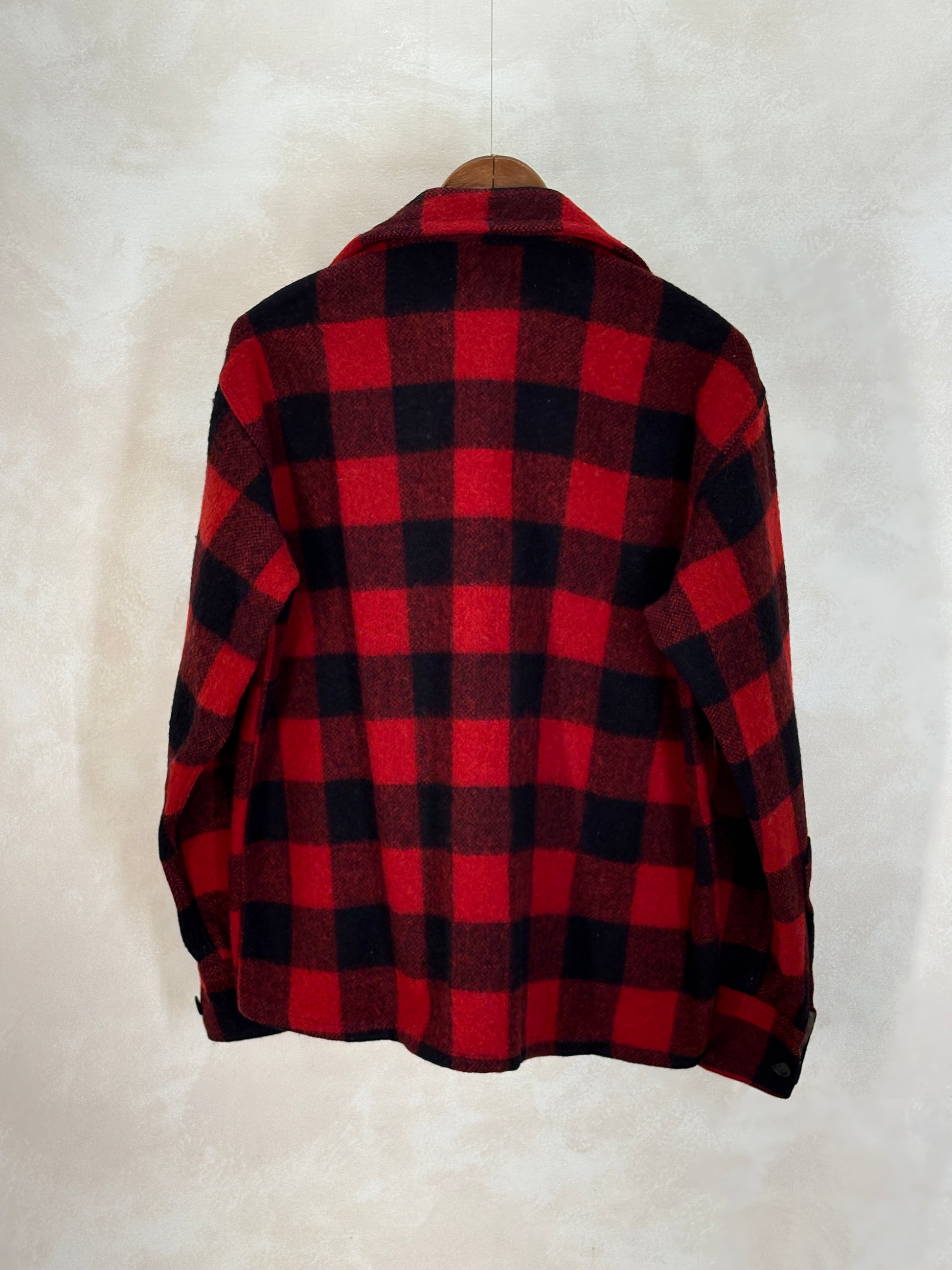 Size 40US / 50EU. Authentic 50s USA-Made Heavyweight Wool Plaid Shirt - USA Vintage Bcn