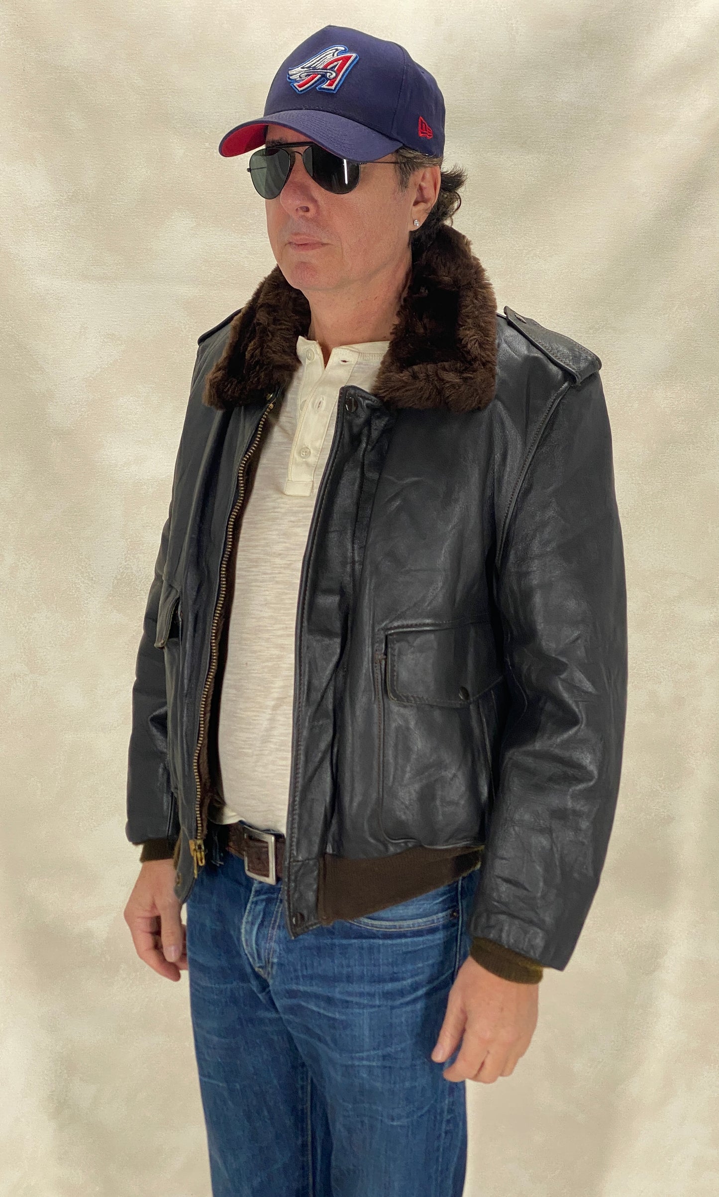 Size 42. Vintage leather bomber Flight Jacket Made In USA Aviator G-1 - USA Vintage Bcn