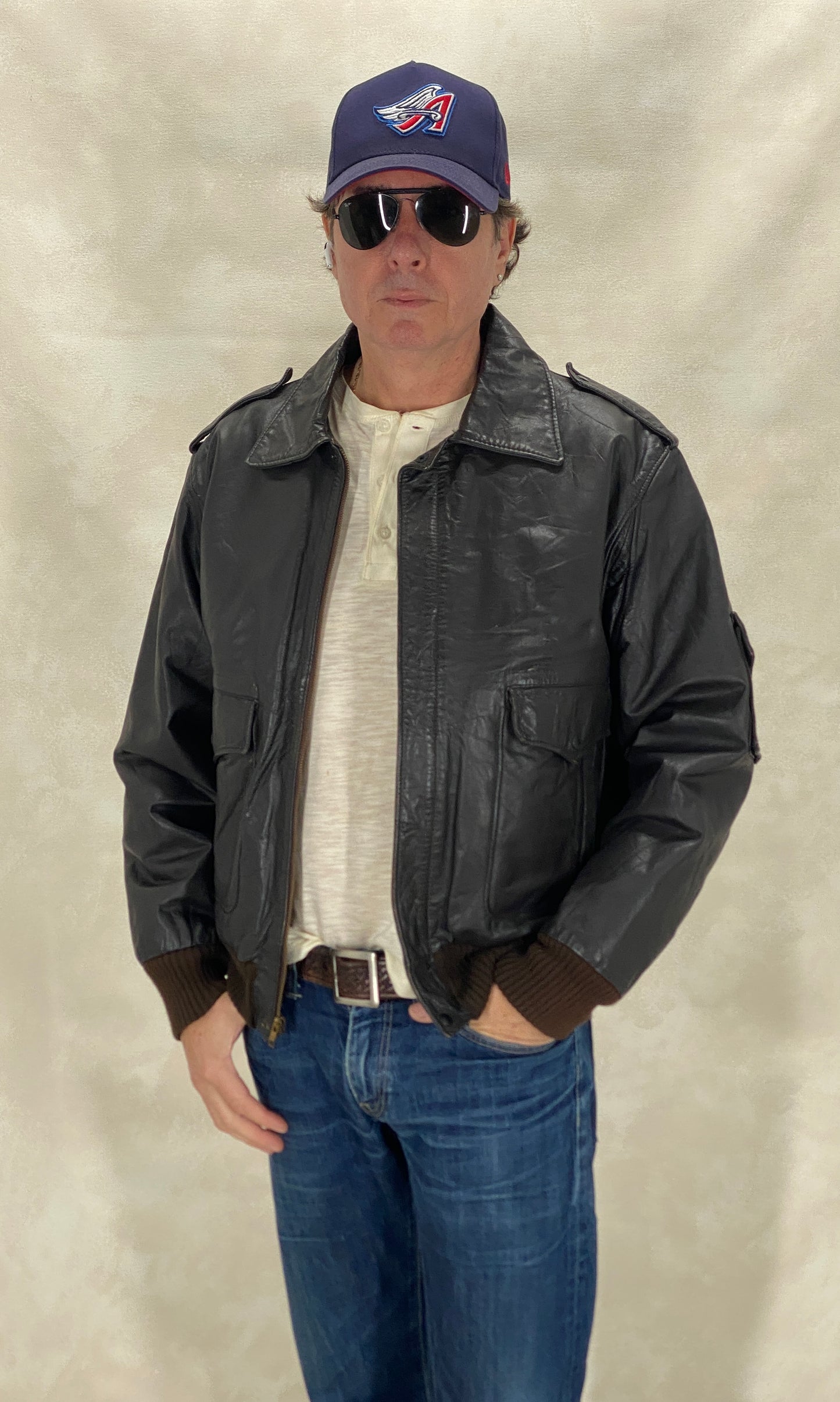 Vintage leather bomber flight aviator jacket, genuine leather, size 42US / 52EU.