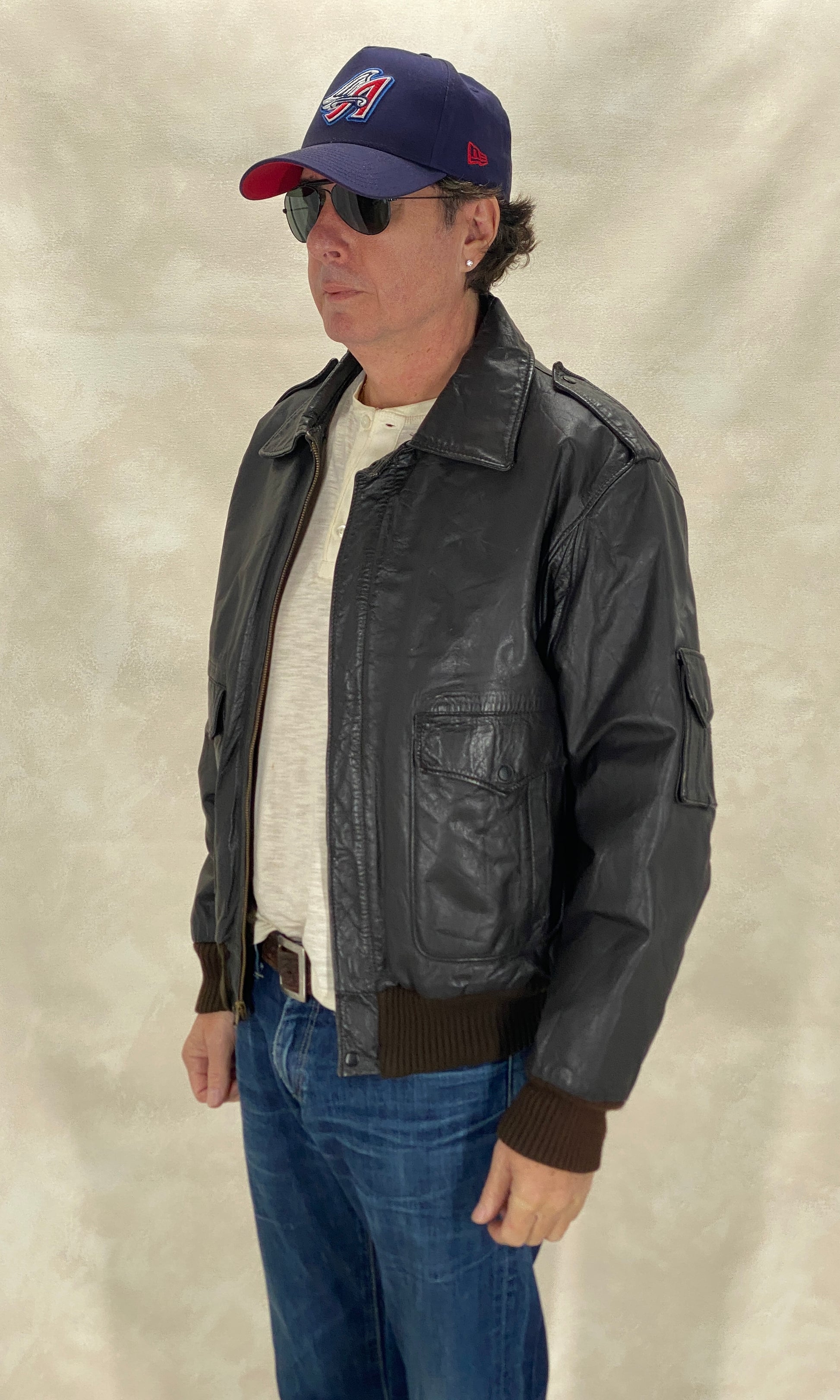 Vintage leather bomber flight aviator jacket, genuine leather, size 42US / 52EU.