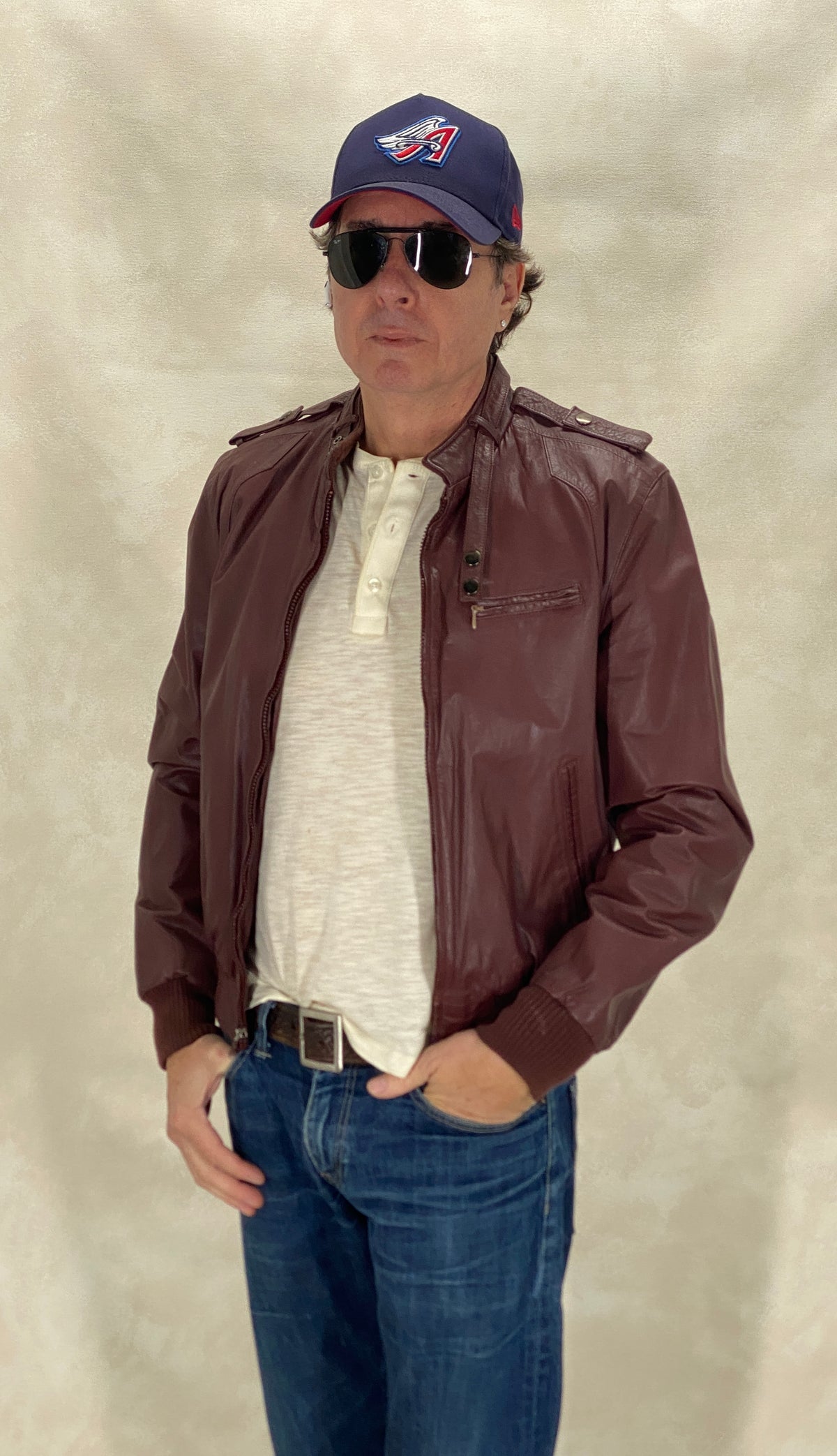 Size 42 Long (fit 50 euro ). 80s Vintage leather Jacket members only style-AJ357 Studio