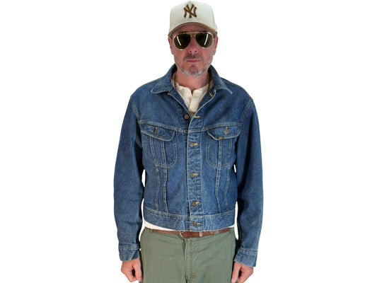 Size 42US / 52EU. Authentic 1970s Lee Denim Jacket – Made in USA – Two Chest Pockets - USA Vintage Bcn