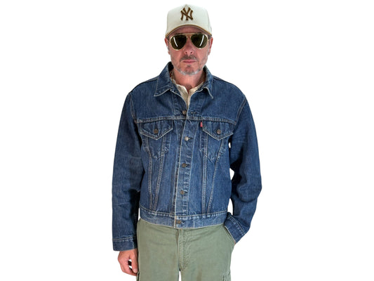Size 46US / 56EU. Original 70s Levi’s Vintage Denim Jacket – 2 Front Pockets. Made in USA - USA Vintage Bcn