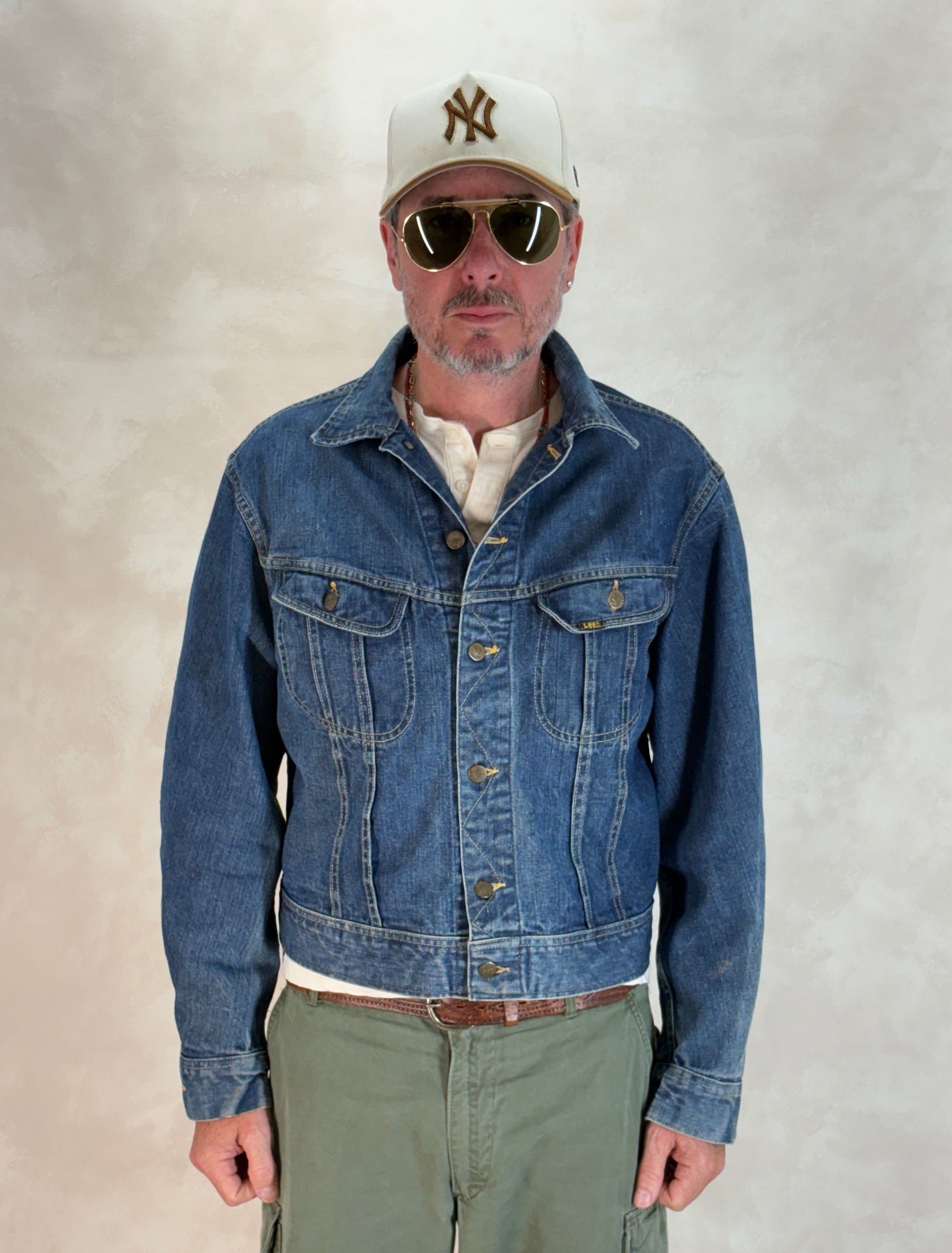 Size 42US / 52EU. Authentic 1970s Lee Denim Jacket – Made in USA – Two Chest Pockets - USA Vintage Bcn