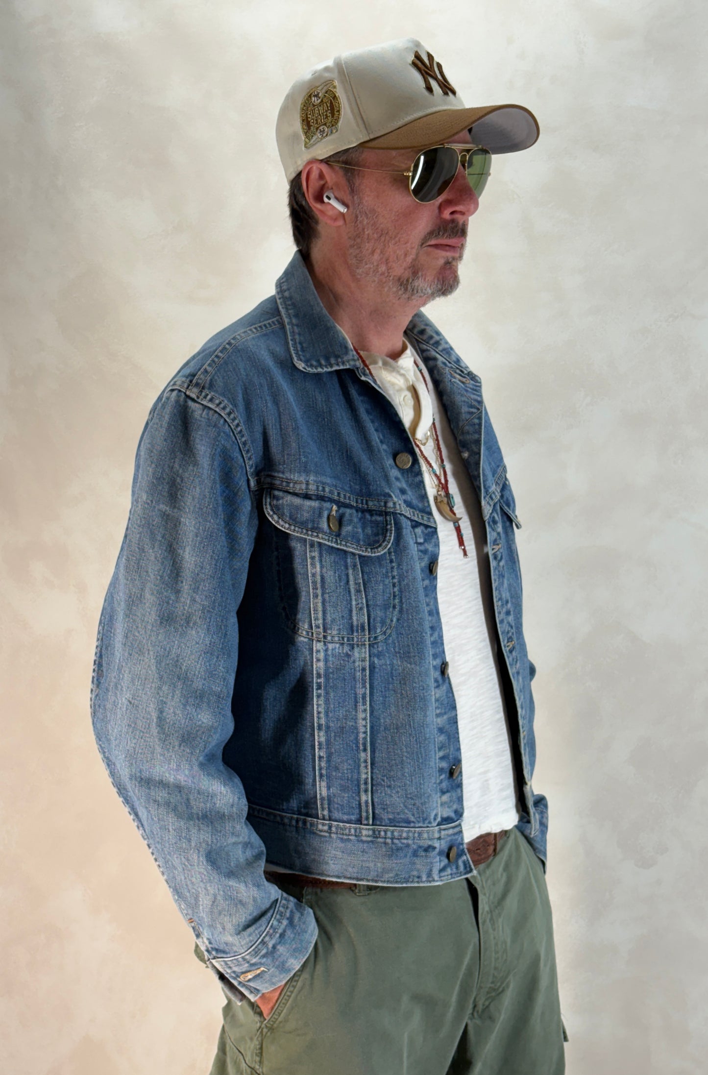 Size 42-44US / 52-54EU. Authentic 1970s Lee Denim Jacket – Made in USA – Twin Chest Pockets - USA Vintage Bcn