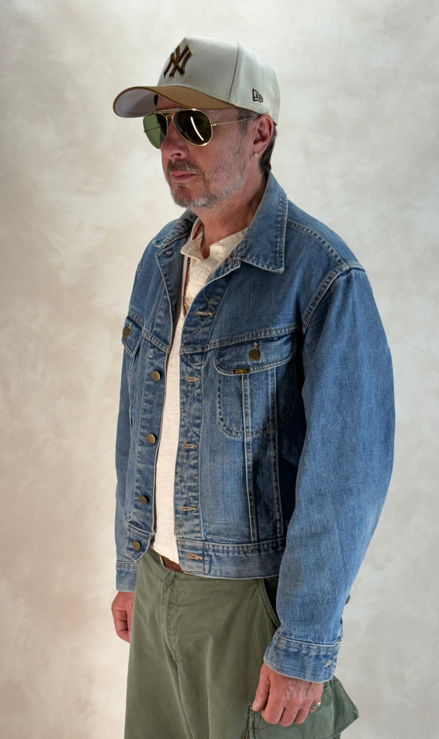 Size 42-44US / 52-54EU. Authentic 1970s Lee Denim Jacket – Made in USA – Twin Chest Pockets - USA Vintage Bcn