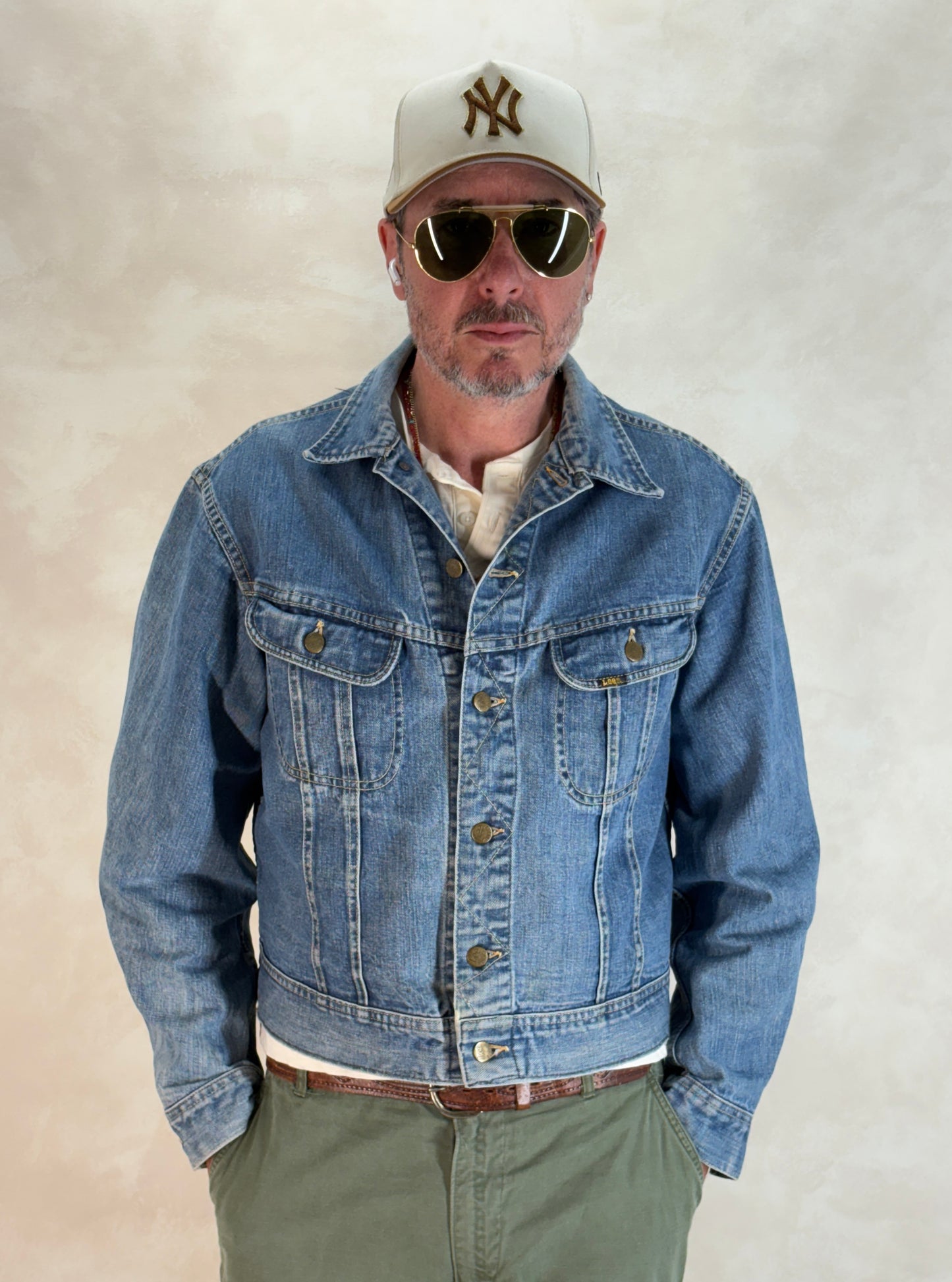 Size 42-44US / 52-54EU. Authentic 1970s Lee Denim Jacket – Made in USA – Twin Chest Pockets - USA Vintage Bcn