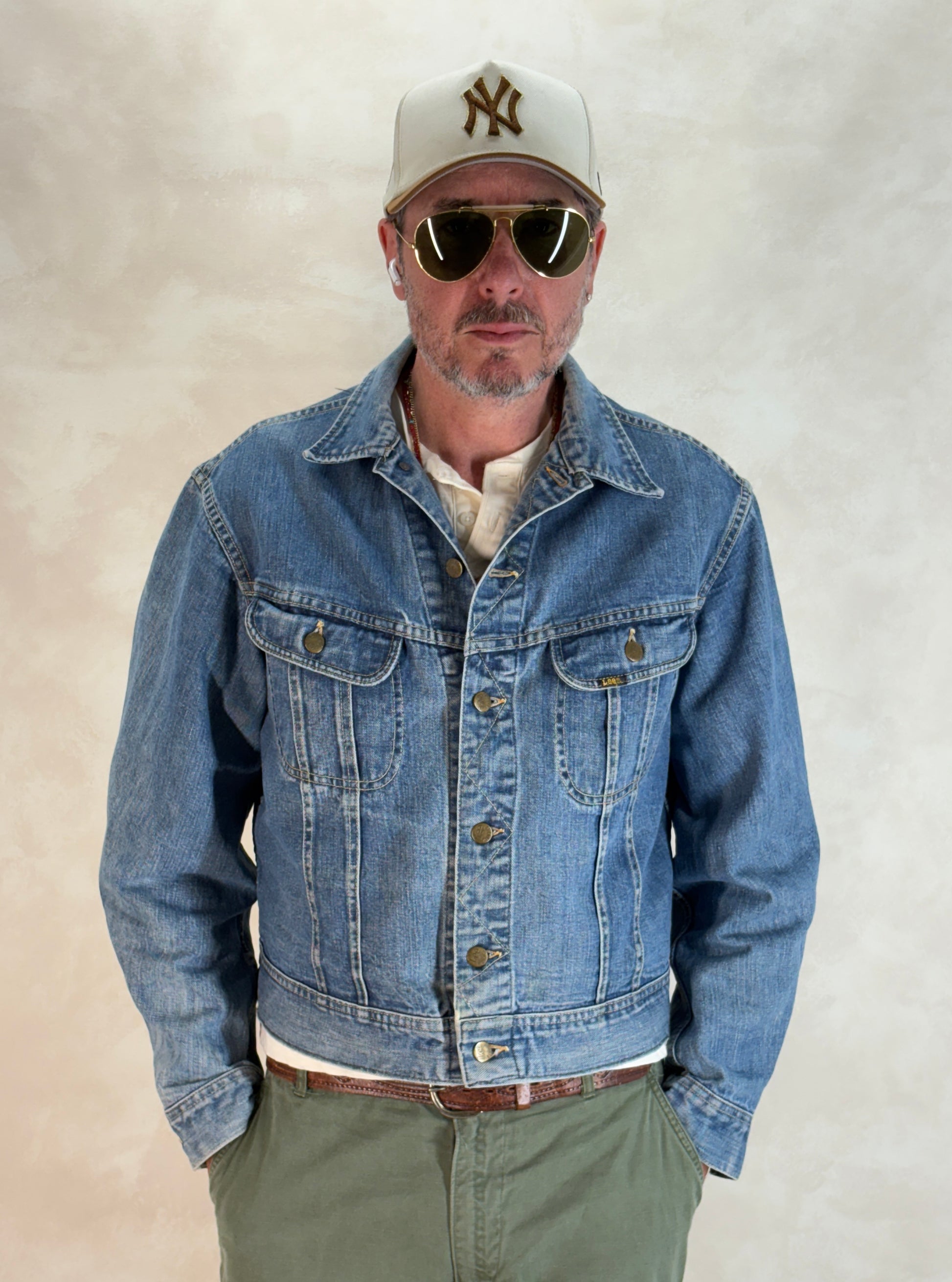 Size 42-44US / 52-54EU. Authentic 1970s Lee Denim Jacket – Made in USA – Twin Chest Pockets - USA Vintage Bcn