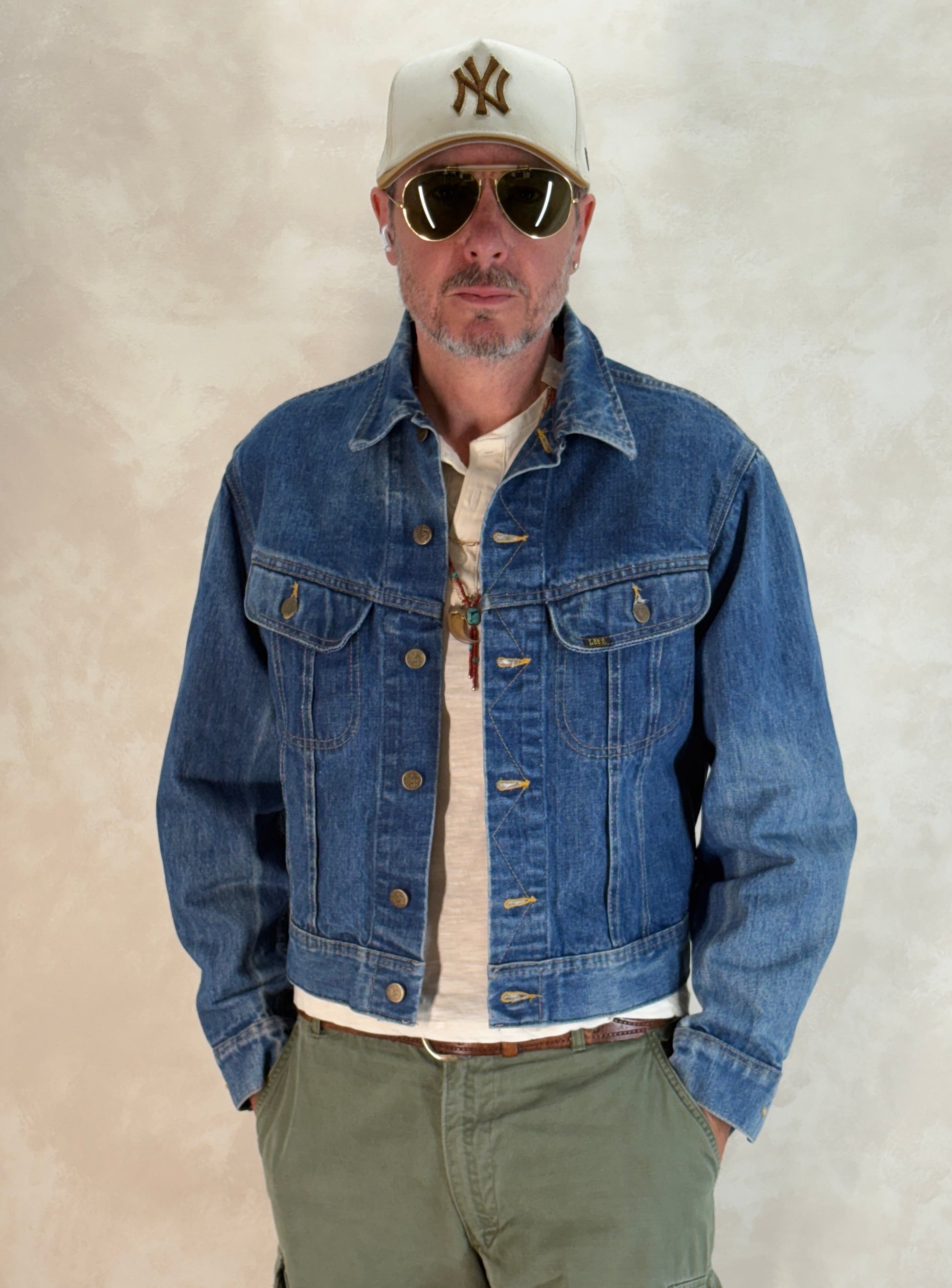 Size 42-44US / 52-54EU. Authentic 1970s Lee Denim Jacket – Made in USA – Two Chest Pockets - USA Vintage Bcn