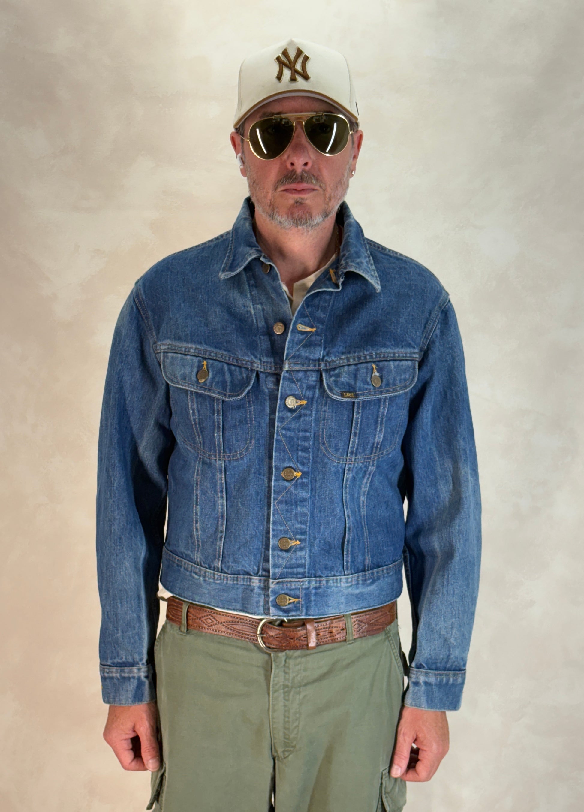 Size 42-44US / 52-54EU. Authentic 1970s Lee Denim Jacket – Made in USA – Two Chest Pockets - USA Vintage Bcn