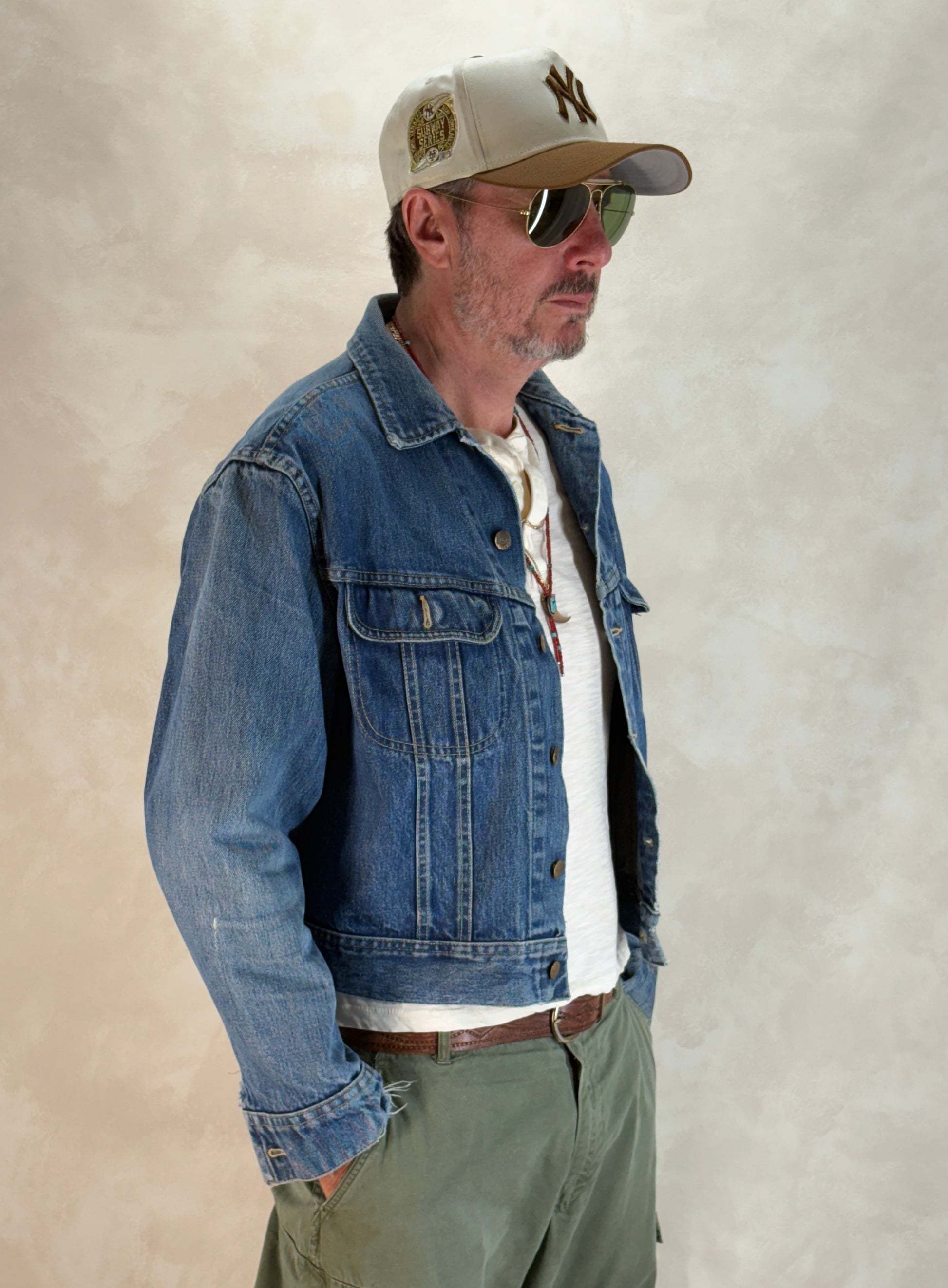 Size 42-44US / 52-54EU. Authentic 1970s Lee Denim Jacket – Made in USA – Two Chest Pockets - USA Vintage Bcn