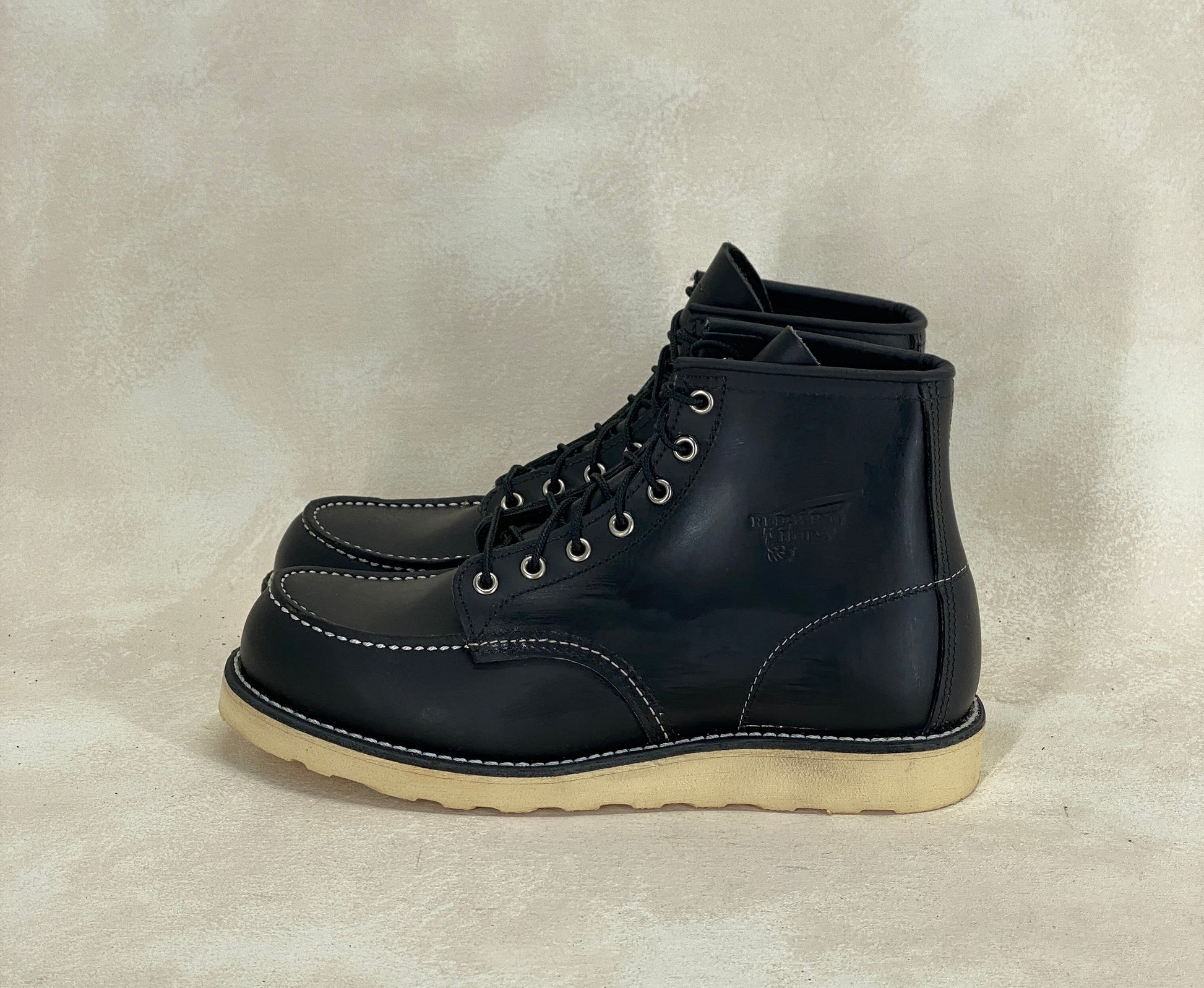 Size 8.5 D US (41.5 EU ) Red Wing 8130 Moc Toe Black Boots Factory Second Made - USA Vintage Bcn