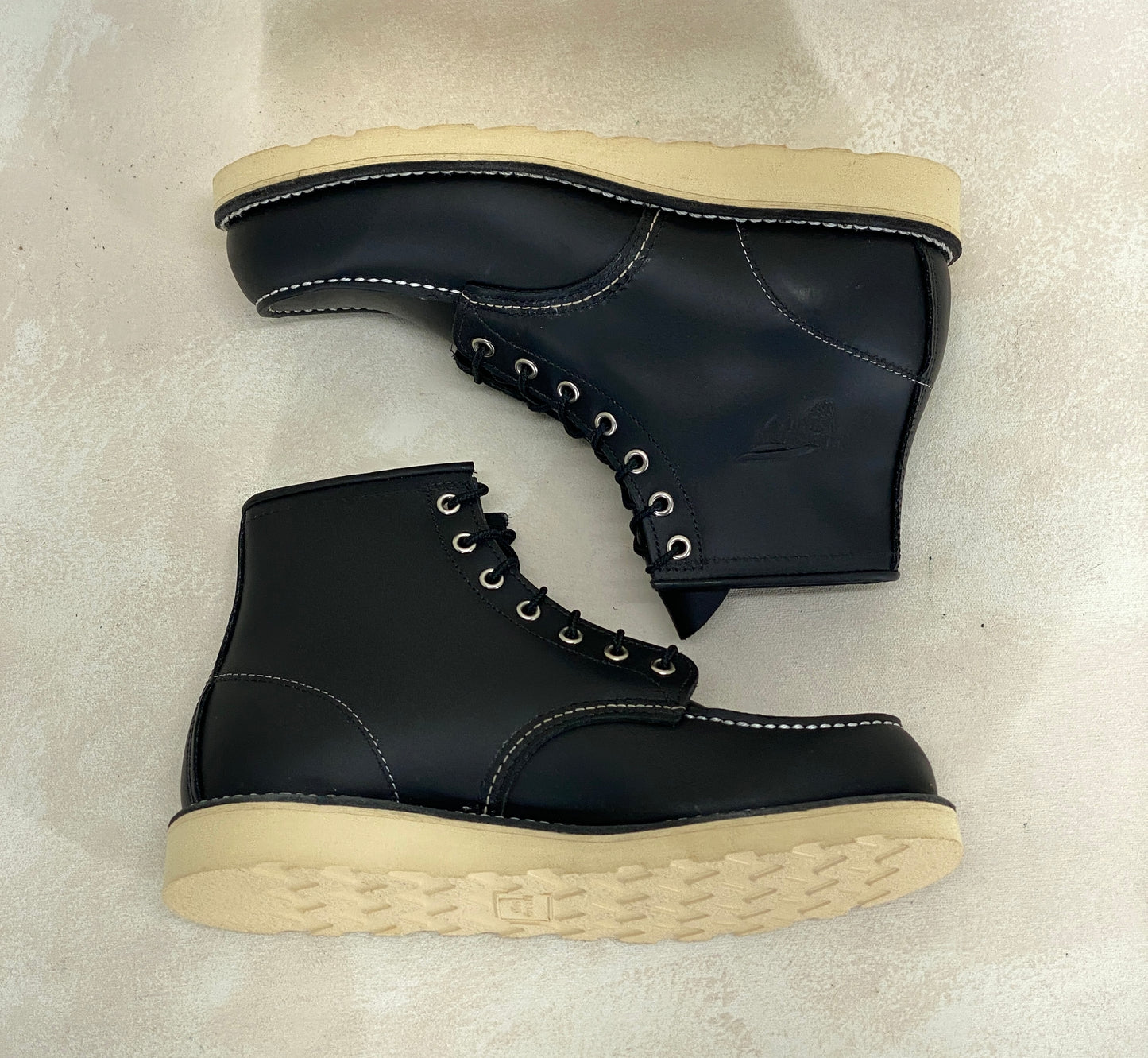 Size 8.5 D US (41.5 EU ) Red Wing 8130 Moc Toe Black Boots Factory Second Made - USA Vintage Bcn