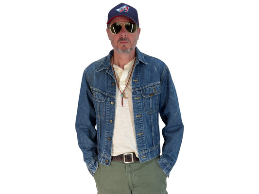 Size 40US / 50EU. Authentic 1970s Lee Denim Jacket – Made in Canada – Two Chest Pockets - USA Vintage Bcn