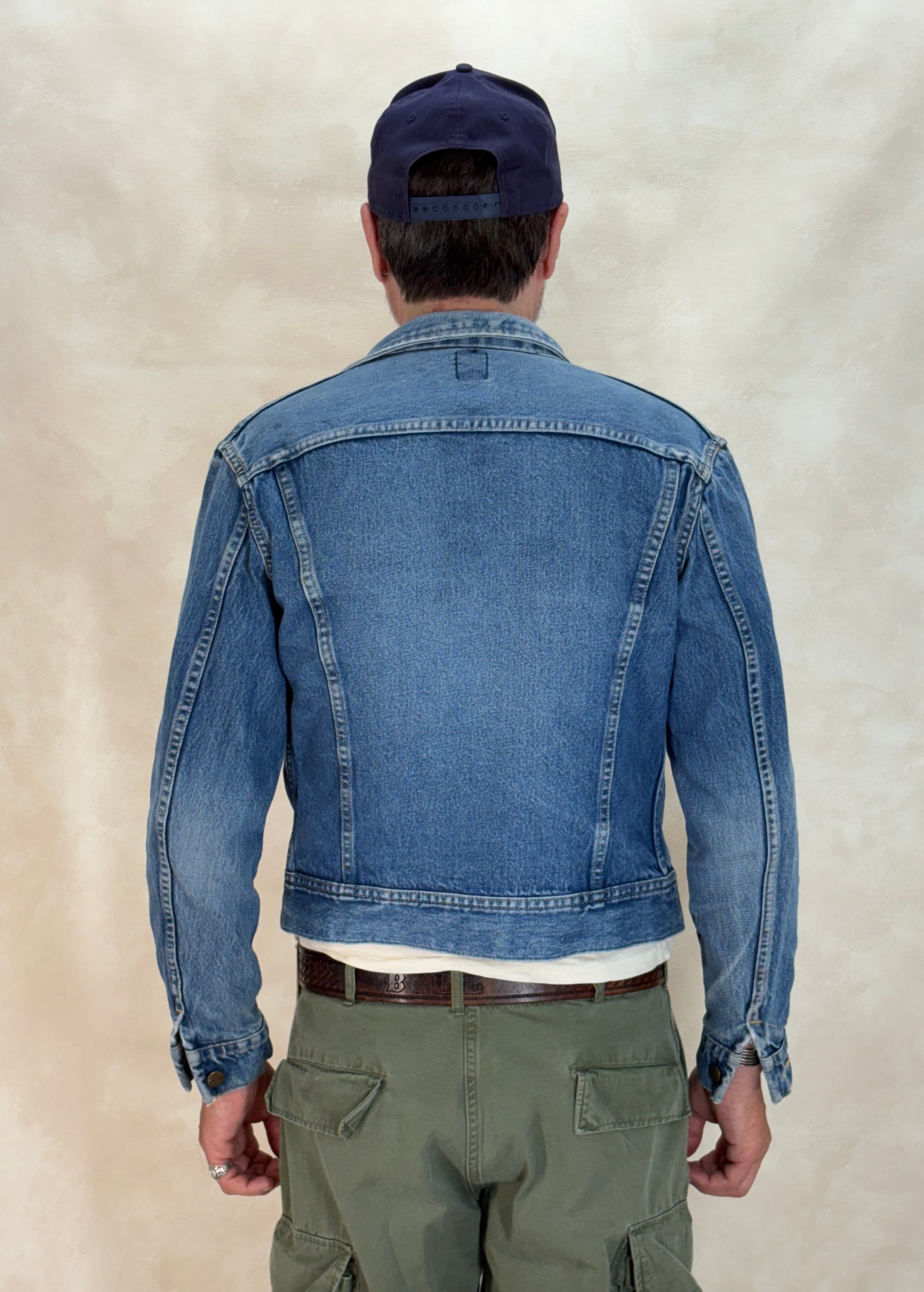 Size 36US / 46EU. Authentic 1970s Lee Denim Jacket – Made in USA – Two Chest Pockets - USA Vintage Bcn