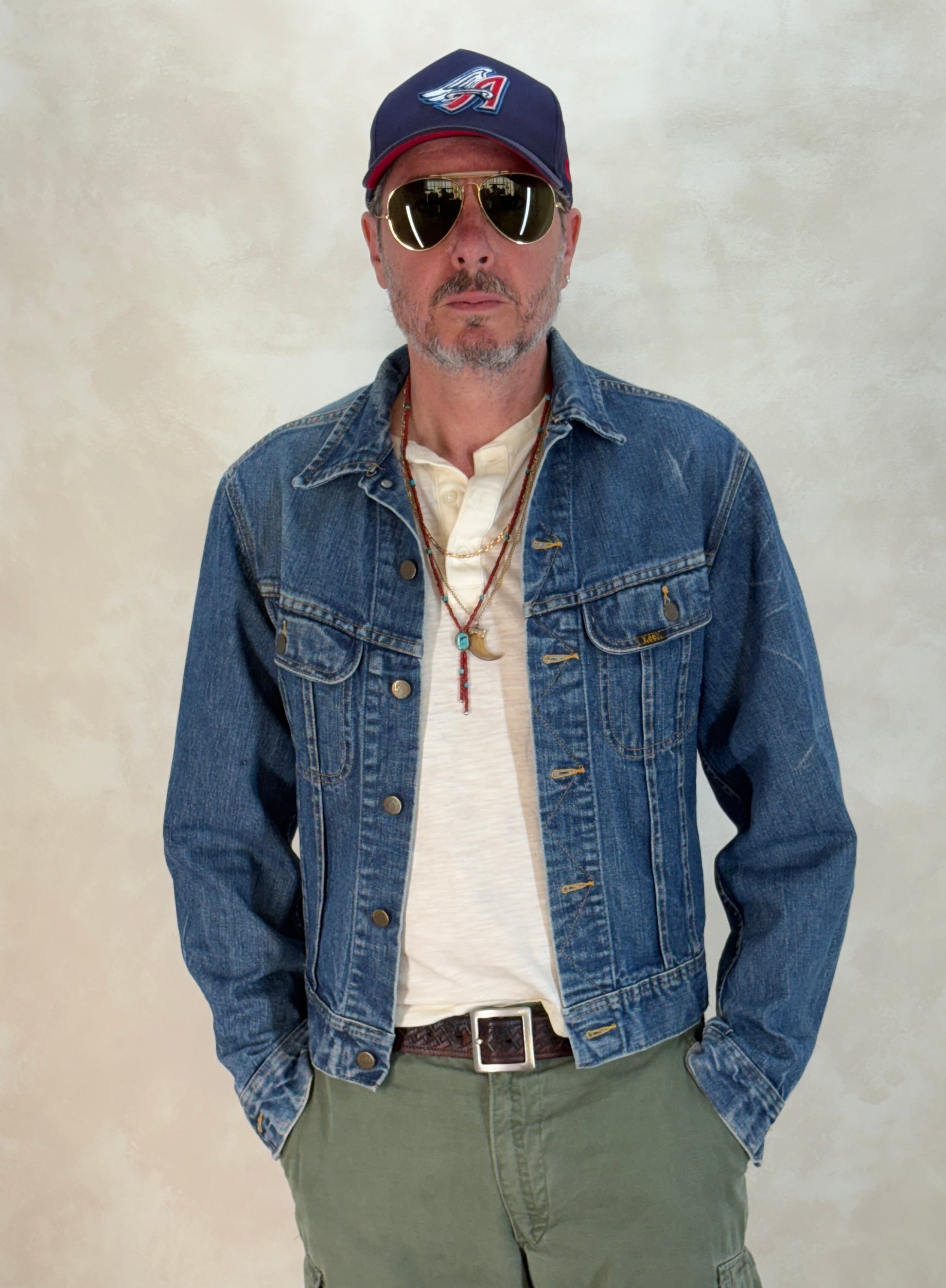 Size 40US / 50EU. Authentic 1970s Lee Denim Jacket – Made in Canada – Two Chest Pockets - USA Vintage Bcn