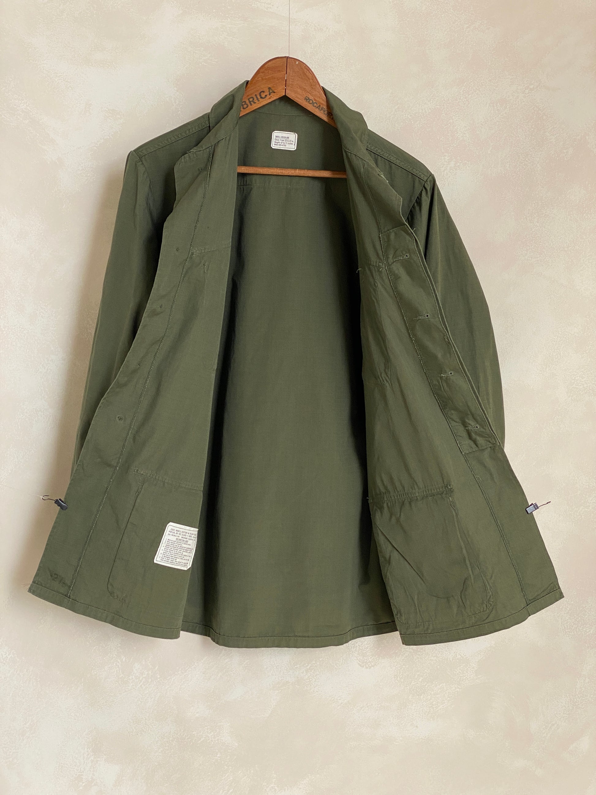 Authentic 1969 US Army Vintage Vietnam Jungle Jacket | Size Medium Long | Timeless Military Style