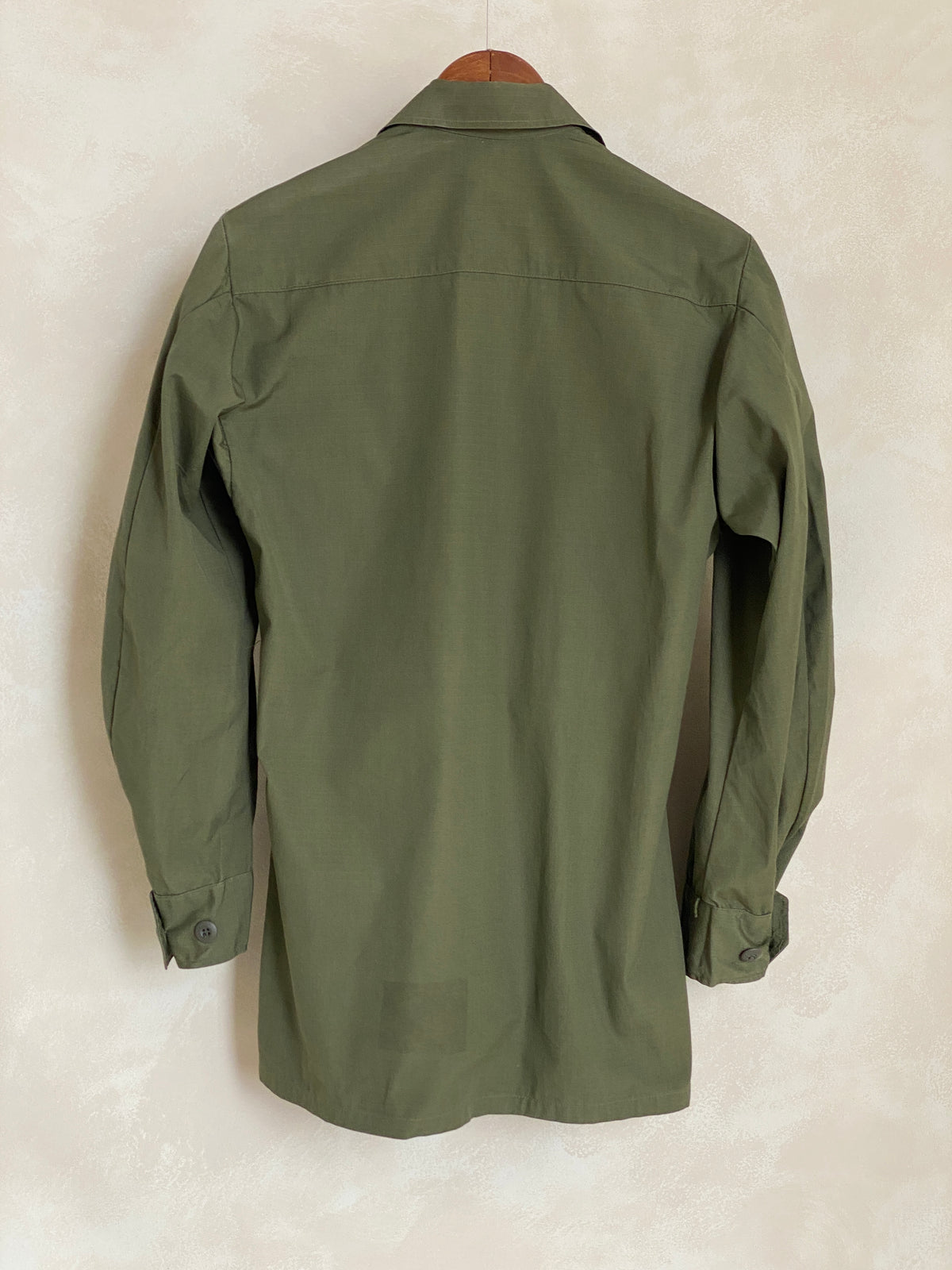 X Small Reg. Authentic 1969 US Army vintage Vietnam jungle jacket.-AJ357 Studio