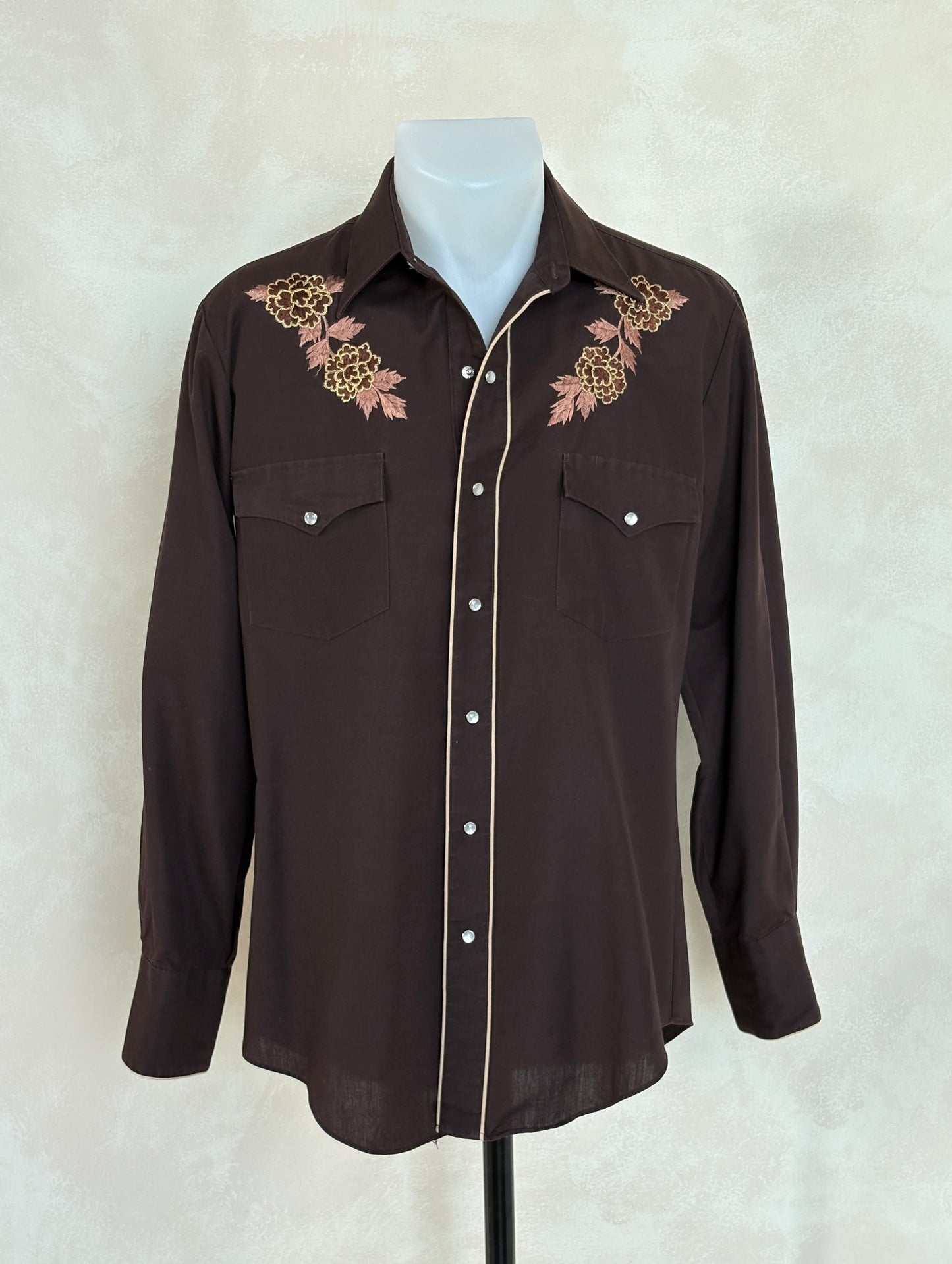 Size M. Authentic Vintage 70’s embroidered Western Shirt - USA Vintage Bcn