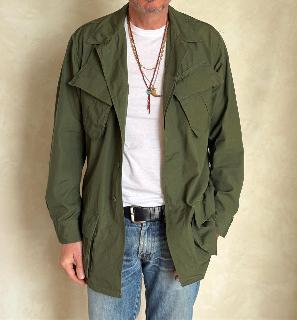 Small Long. Authentic 1969 US Army vintage Vietnam jungle jacket.-AJ357 Studio