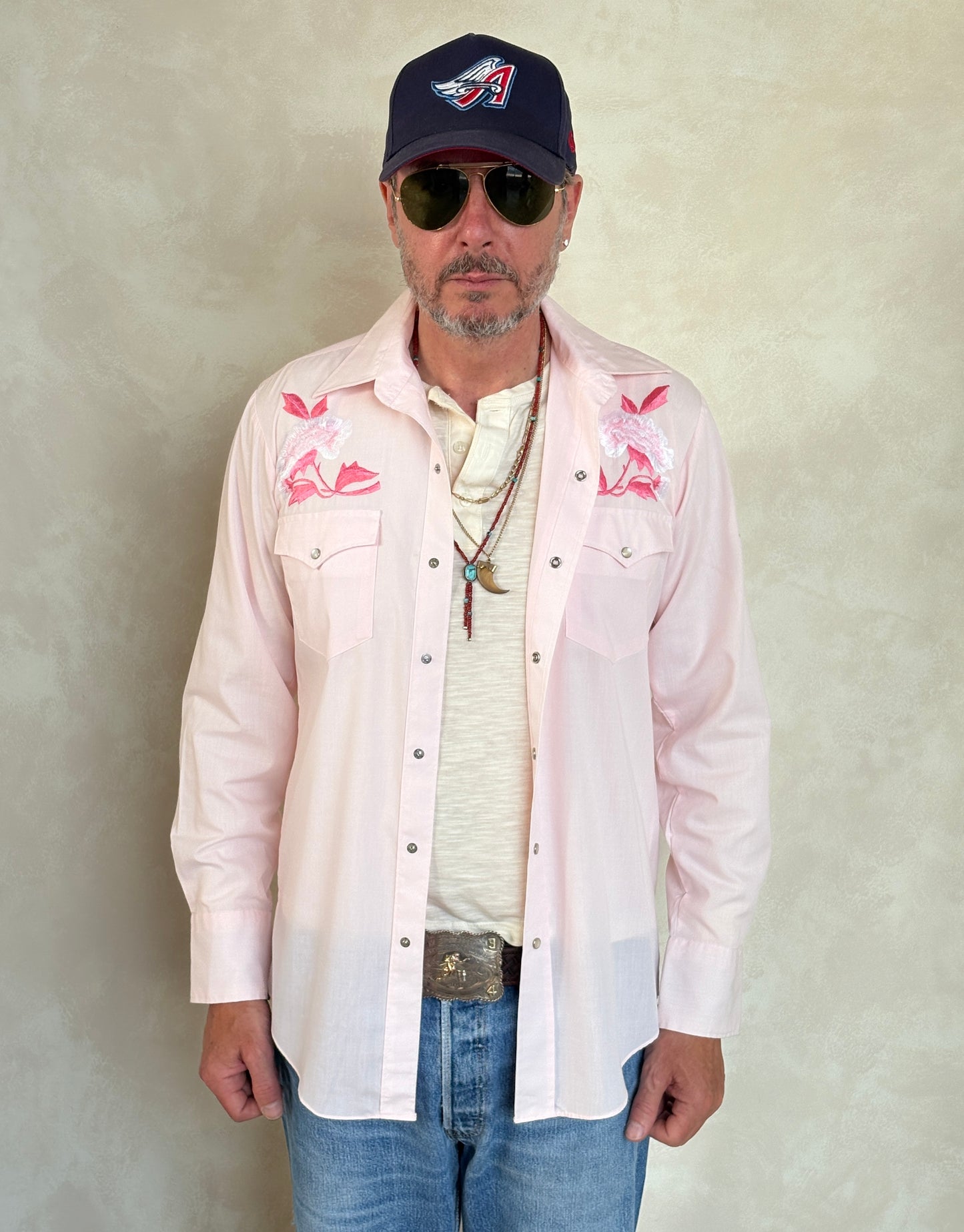 Size M. Authentic 70’s embroidered shirt Western Shirt - USA Vintage Bcn