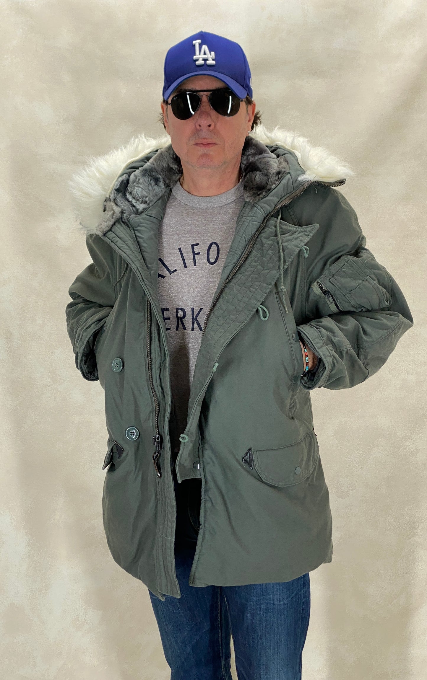 Medium. Authentic 1981 US Air Force vintage N-3B extreme cold weather Flyer coat Jacket - USA Vintage Bcn