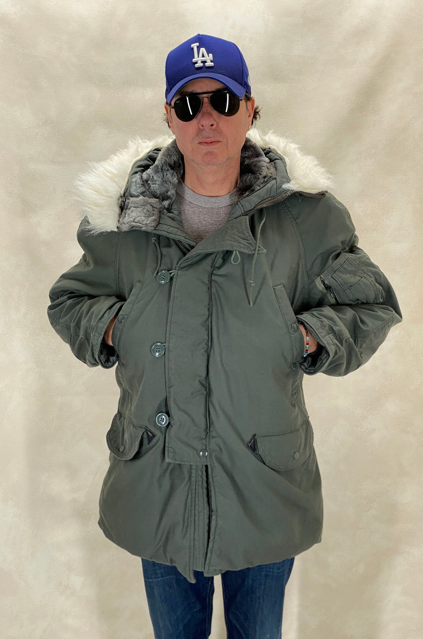 Medium. Authentic 1981 US Air Force vintage N-3B extreme cold weather Flyer coat Jacket - USA Vintage Bcn