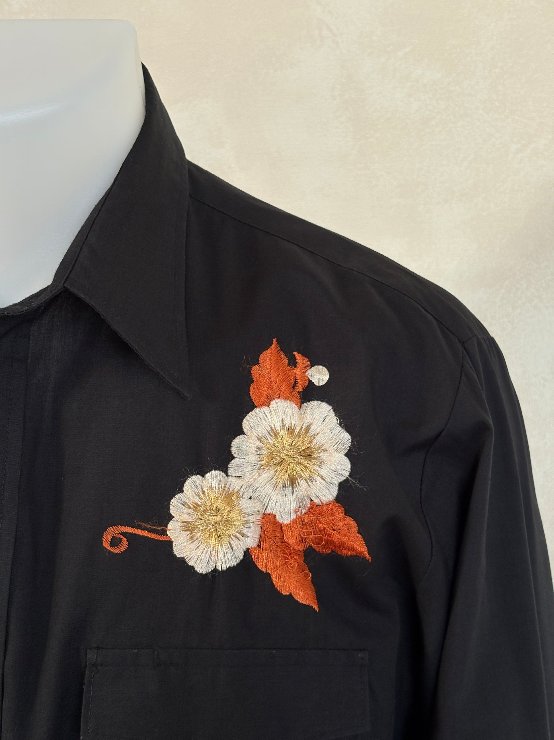 Size L. Authentic 70’s embroidered Western Shirt - USA Vintage Bcn