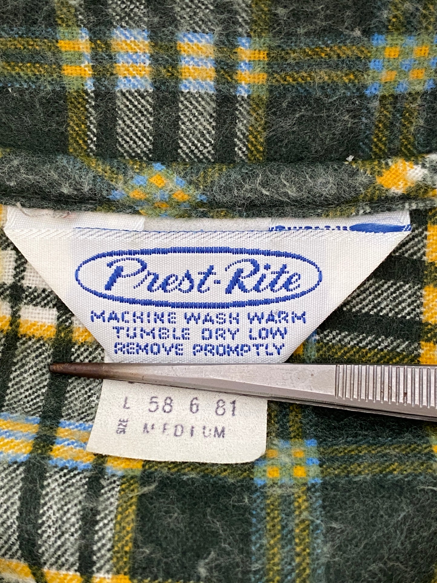 Large Vintage 90s Flannel Shirt | Classic Retro Style | USA Vintage BCN-AJ357 Studio