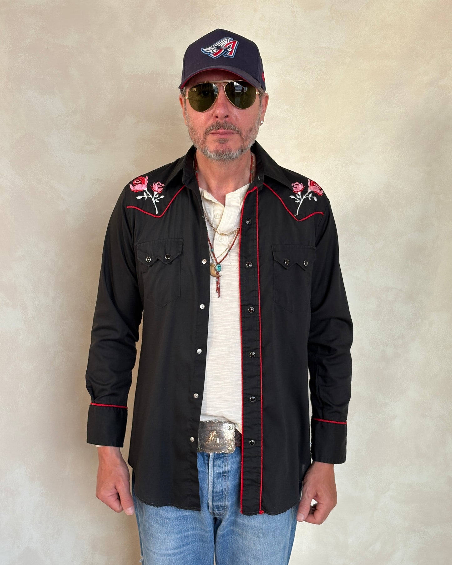 Size M. Authentic Vintage 70’s embroidered Western Shirt. - USA Vintage Bcn