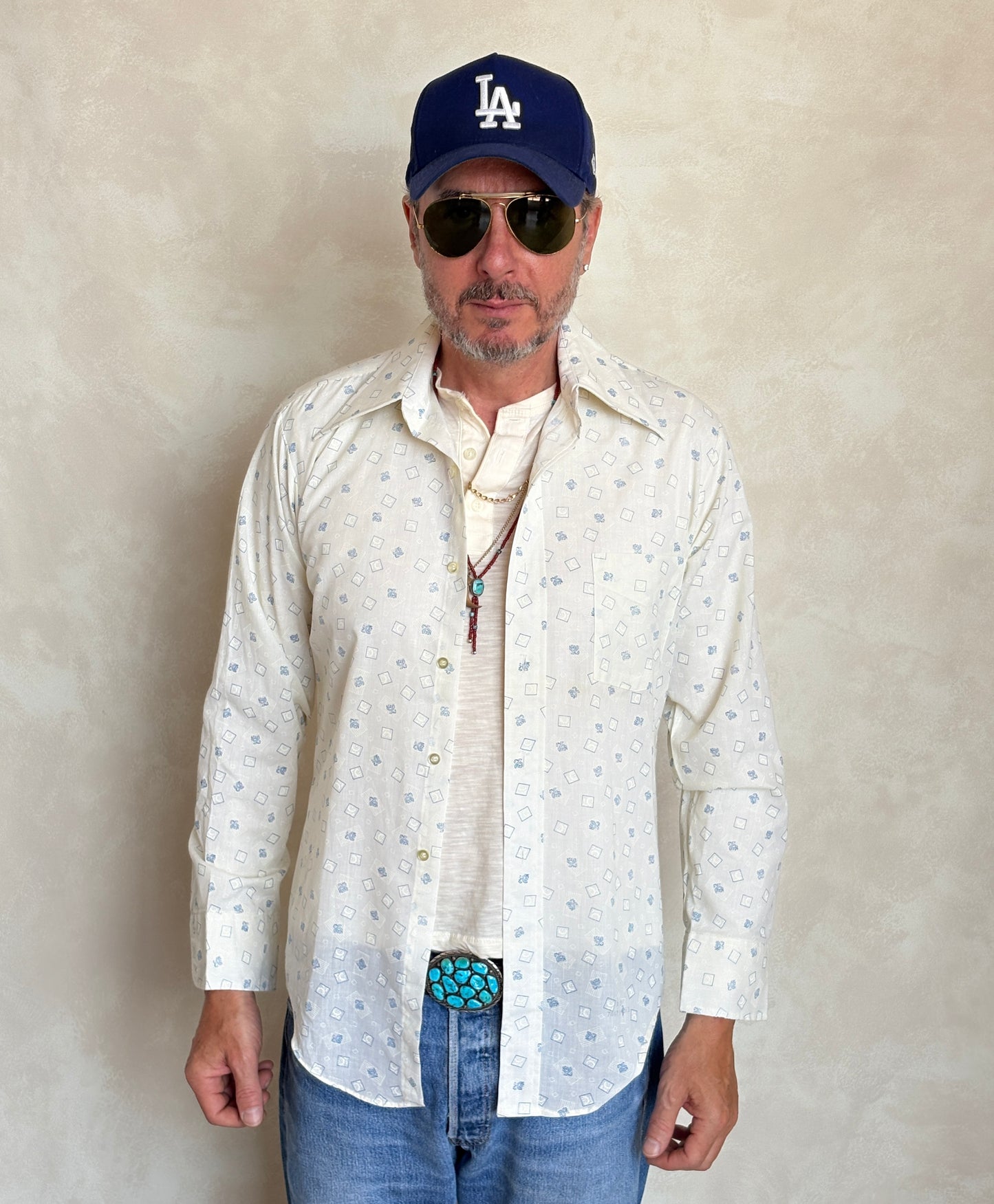 Size M. Vintage 70’s Shirt — Long Sleeve — Graphic Print — Retro Summer Festival Shirt - USA Vintage Bcn