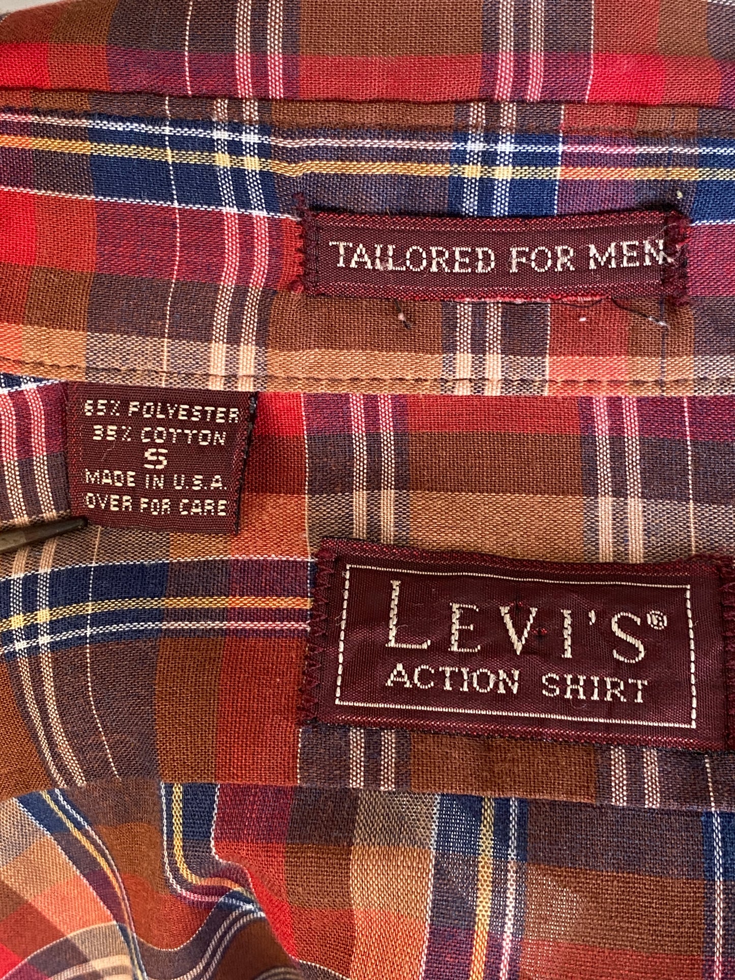 Small Vintage 80’s Levi's Plaid Shirt | Made in USA | Classic Retro Style | USA Vintage BCN-AJ357 Studio