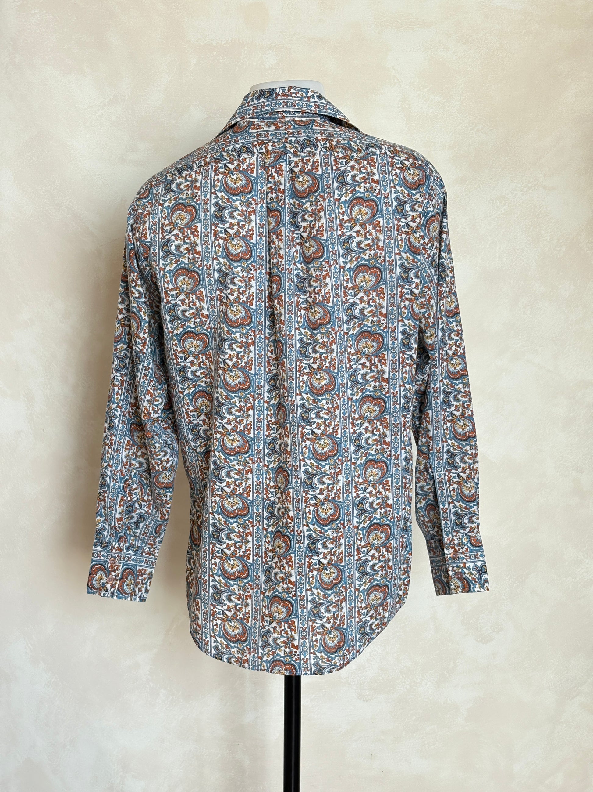 Size M. Vintage 70’s Long Sleeve Paisley Shirt — Bold Boho Retro Festival Shirt - USA Vintage Bcn