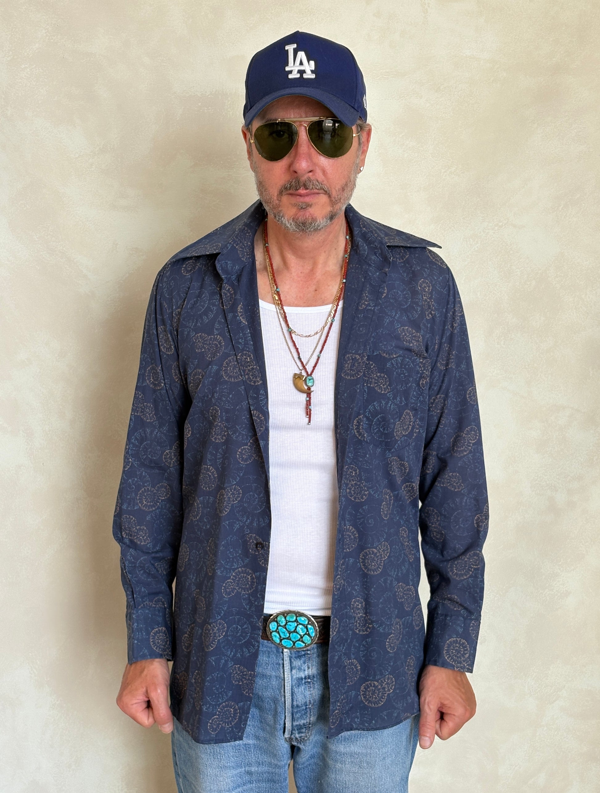Size M. Vintage 70’s Blue Patterned Shirt – Long Sleeve – Retro Geometric Festival Shirt - USA Vintage Bcn