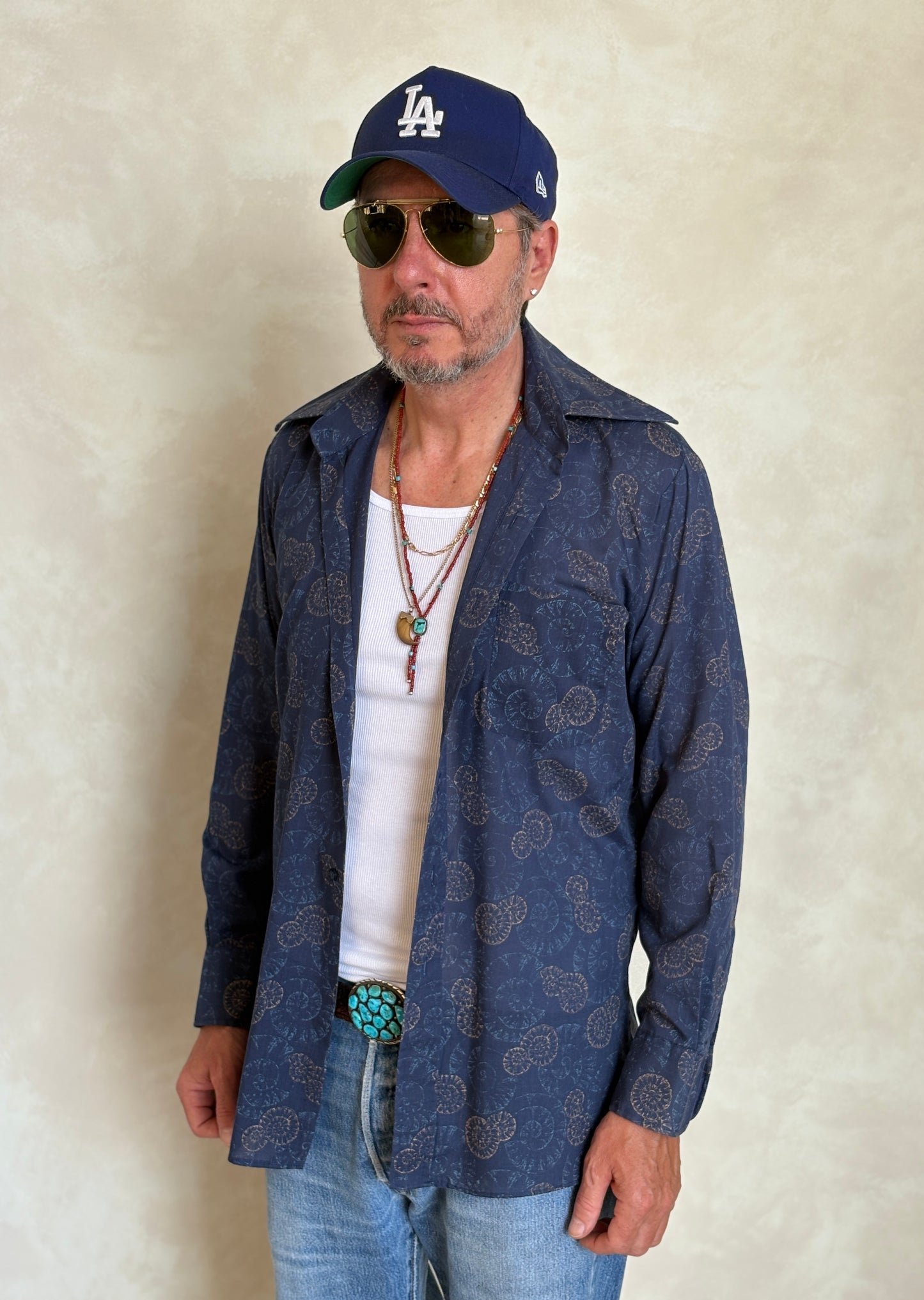 Size M. Vintage 70’s Blue Patterned Shirt – Long Sleeve – Retro Geometric Festival Shirt - USA Vintage Bcn